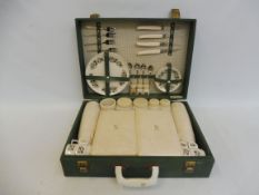 A Hawker Marris Sirram picnic set.