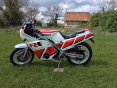 1988 Yamaha FZ600 Reg. no. F500 OBL Frame no. 2HW002255 Engine no. 2HW002255 The Yamaha FZ600 was