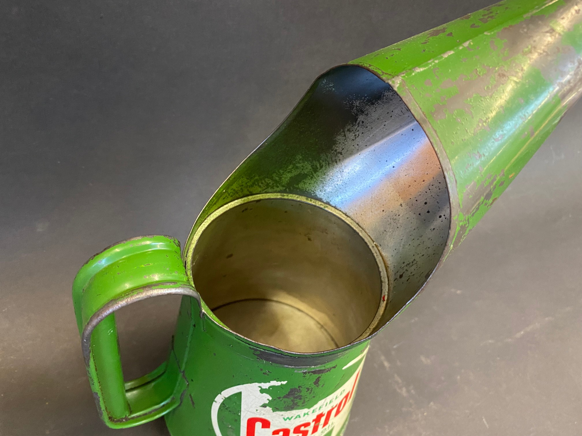 A Wakefield Castrol quart oil measure, dated 1960. - Image 3 of 4