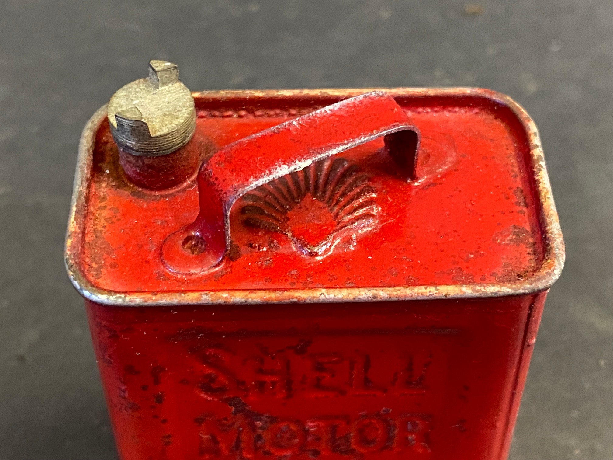 A Shell Motor Spirit perfume can in the form of a petrol can. - Image 3 of 4