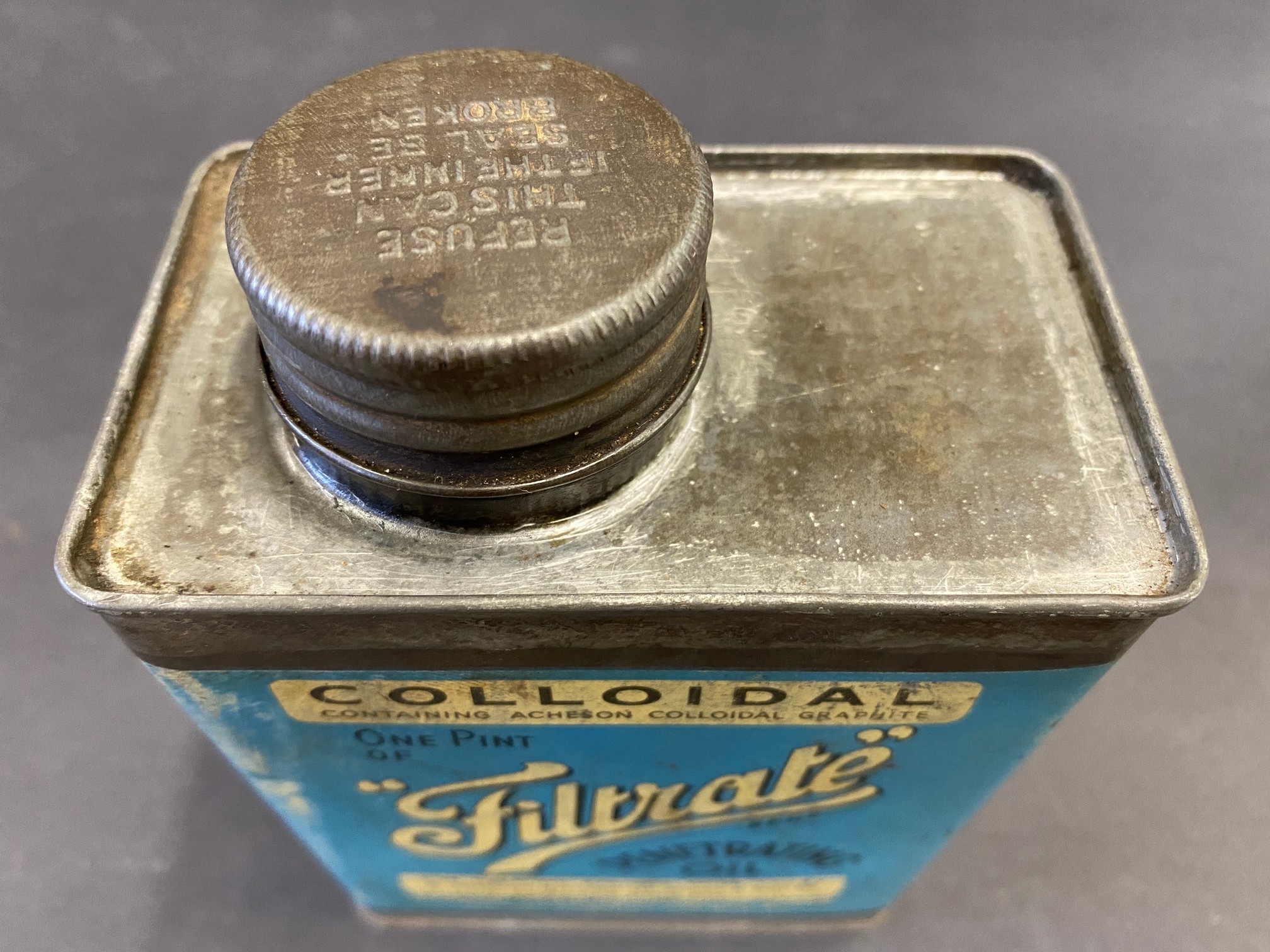 A Filtrate Penetrating Oil rectangular pint can. - Image 3 of 4
