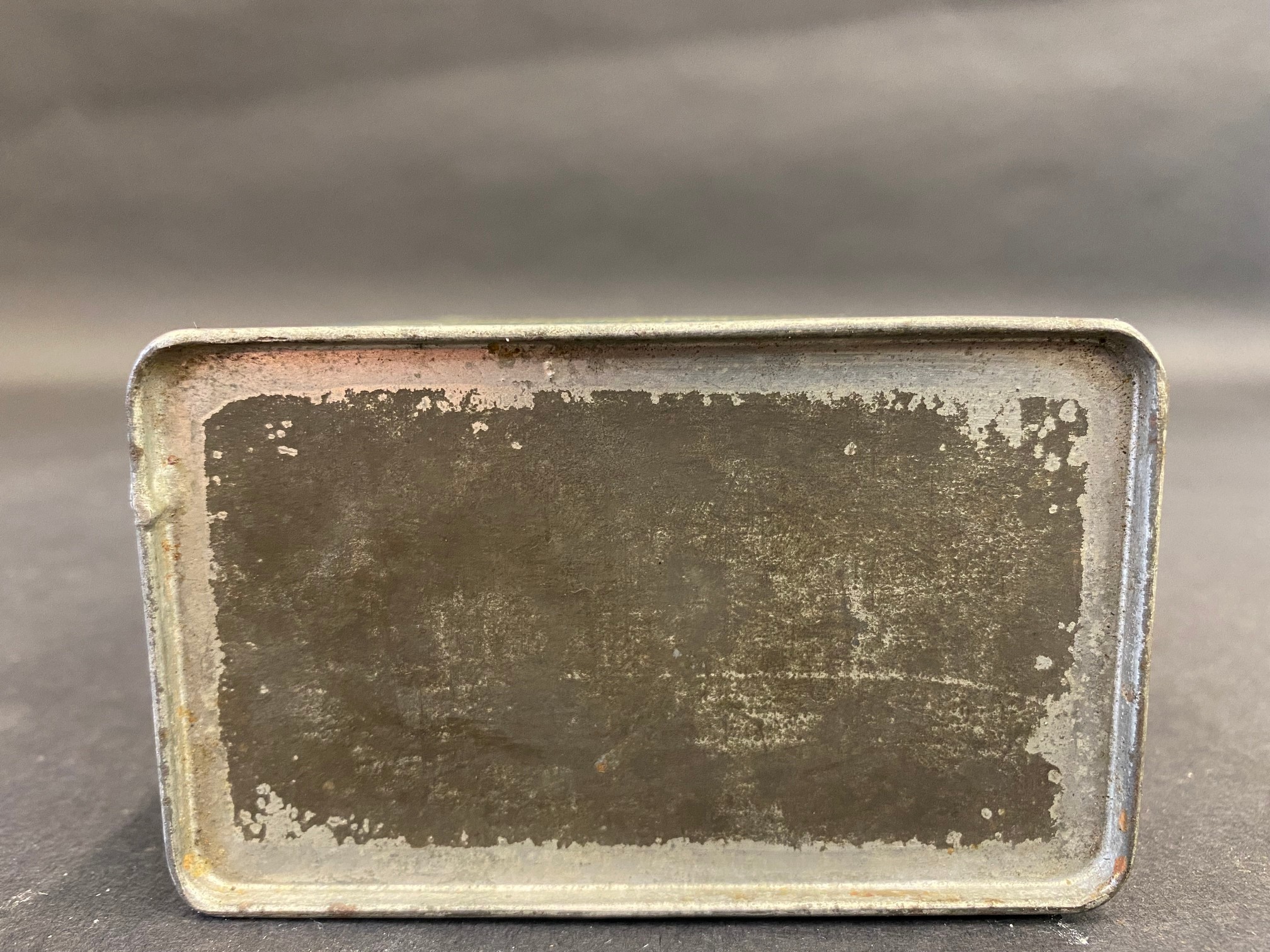 A Filtrate Penetrating Oil rectangular pint can. - Image 4 of 4