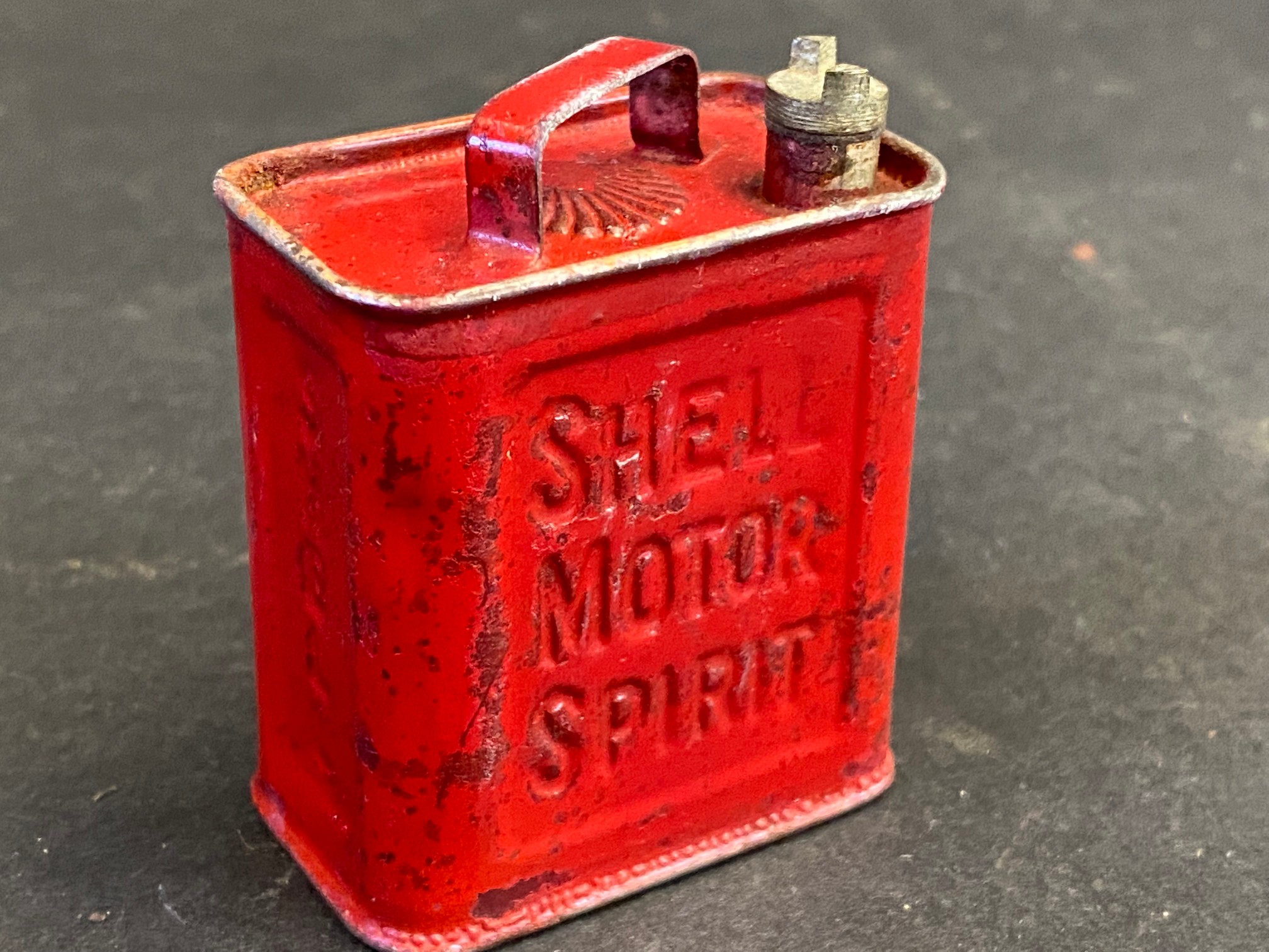 A Shell Motor Spirit perfume can in the form of a petrol can. - Image 2 of 4