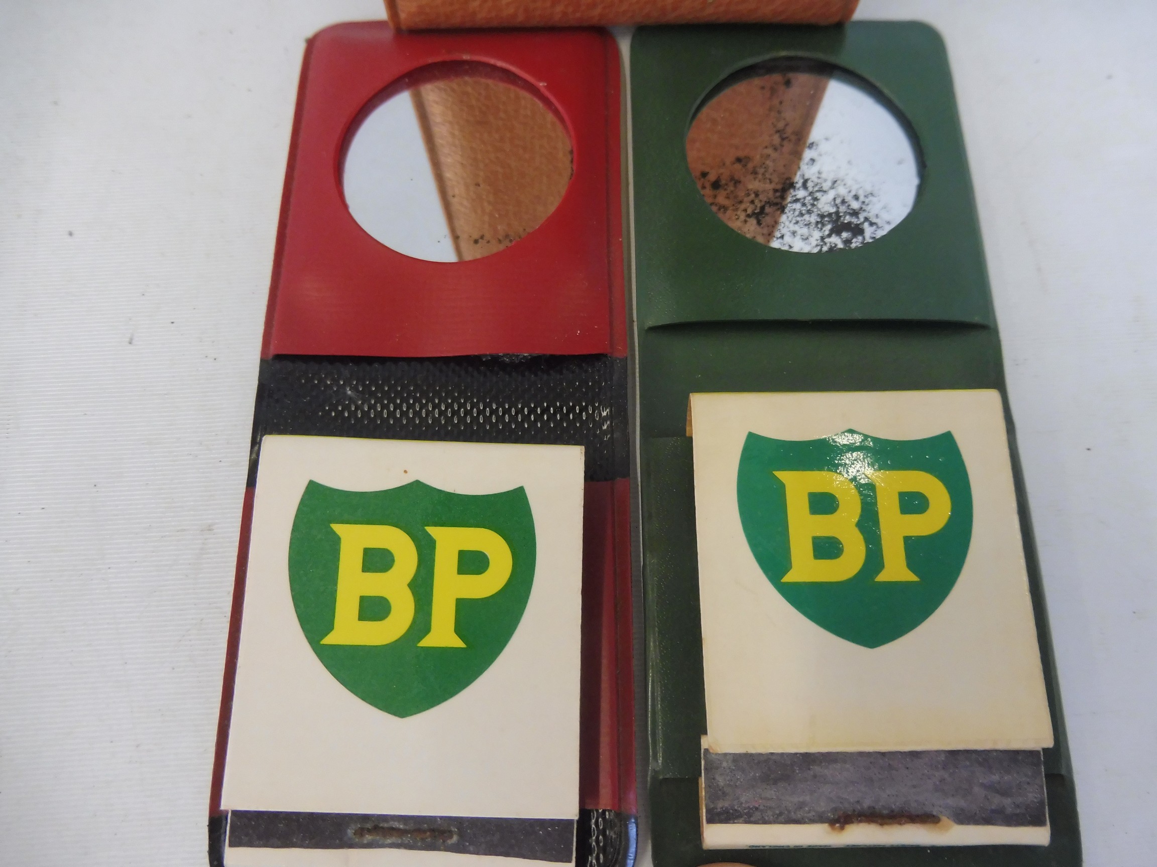 A BP Motorist vanity fold-out case complete with its accessories along with BP match books. - Image 2 of 3