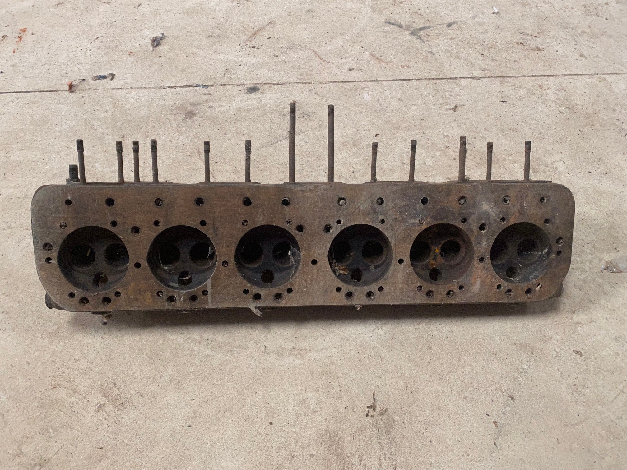 A Rolls-Royce cylinder head, probably 20hp or 20/25.