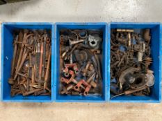 Three trays of assorted vintage spares, mainly Morris.