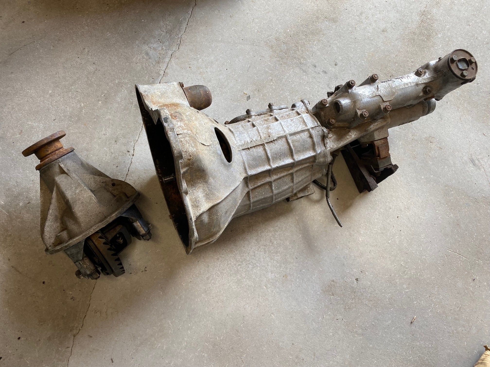 An Austin Healey Sprite close ratio gearbox plus a differential.