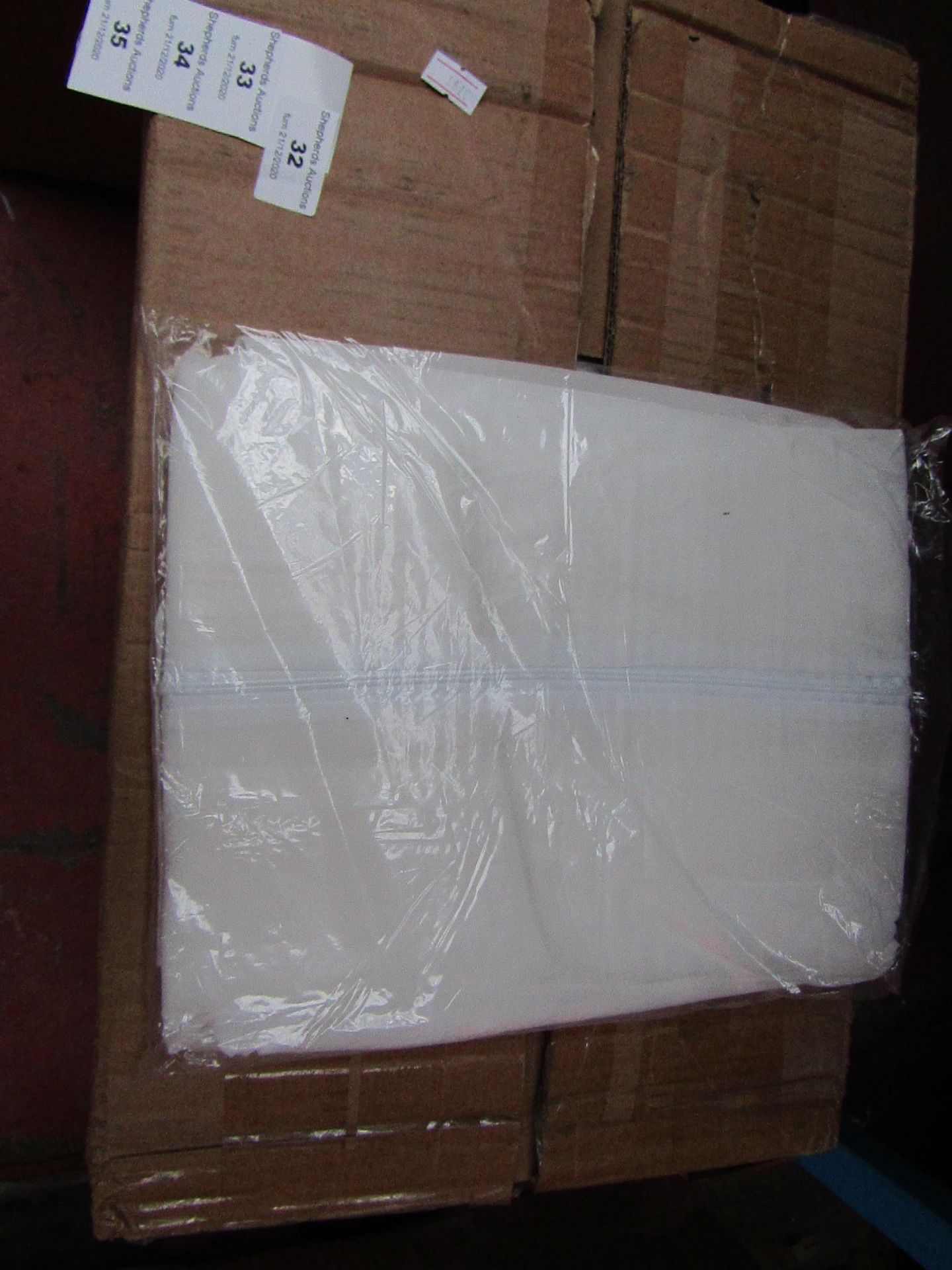 10x Disposable Coverall - White - Size 2XL - New & Packaged.