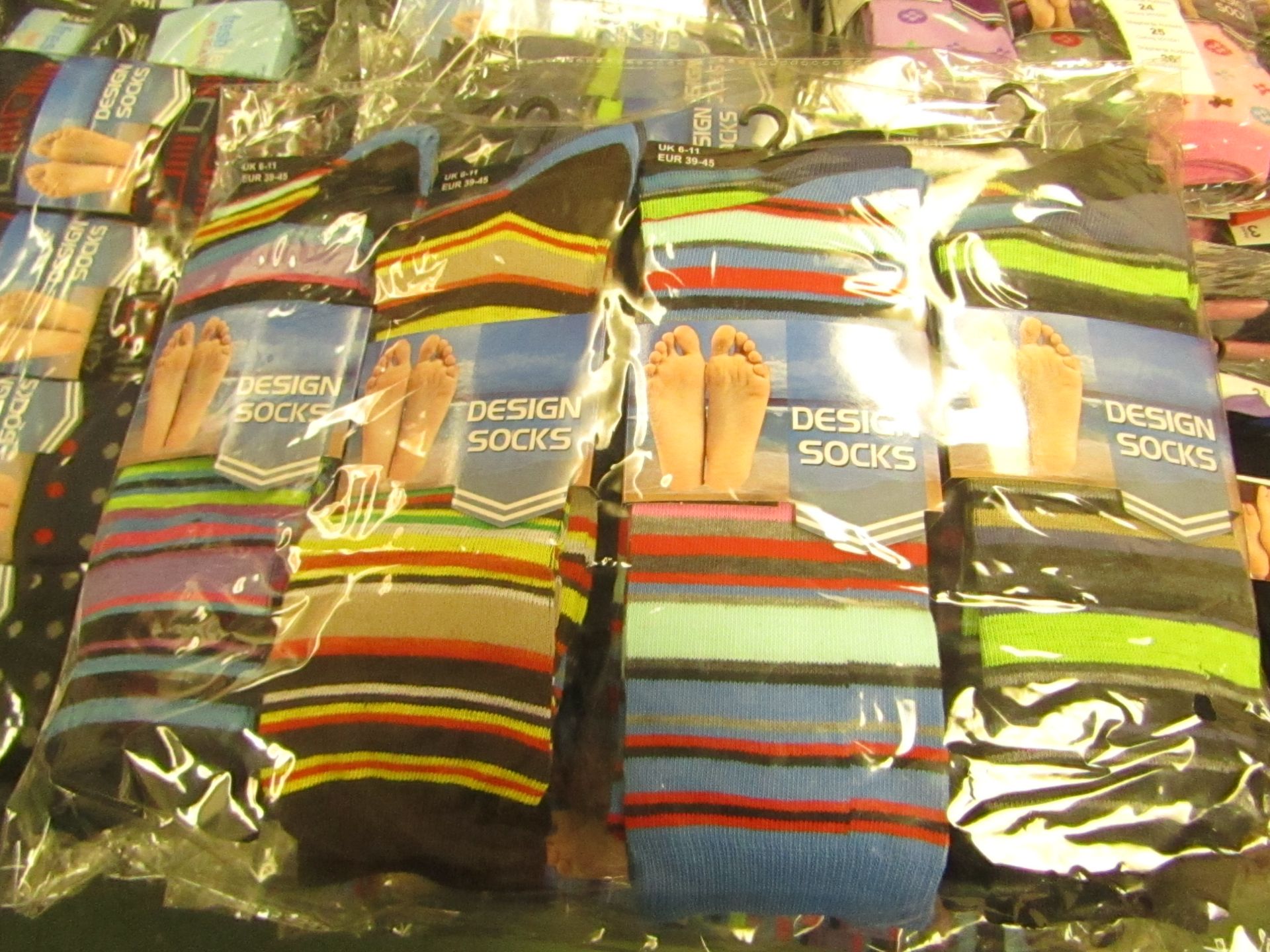 PK of Mens Design Socks size 6-11 New in Packaging