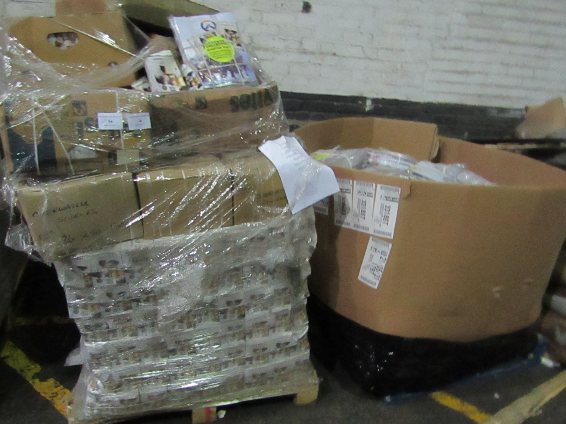 2x Pallets containing over 1000 boxes of Overwatch collectable stickers and over 1000 Overwatch - Image 2 of 2