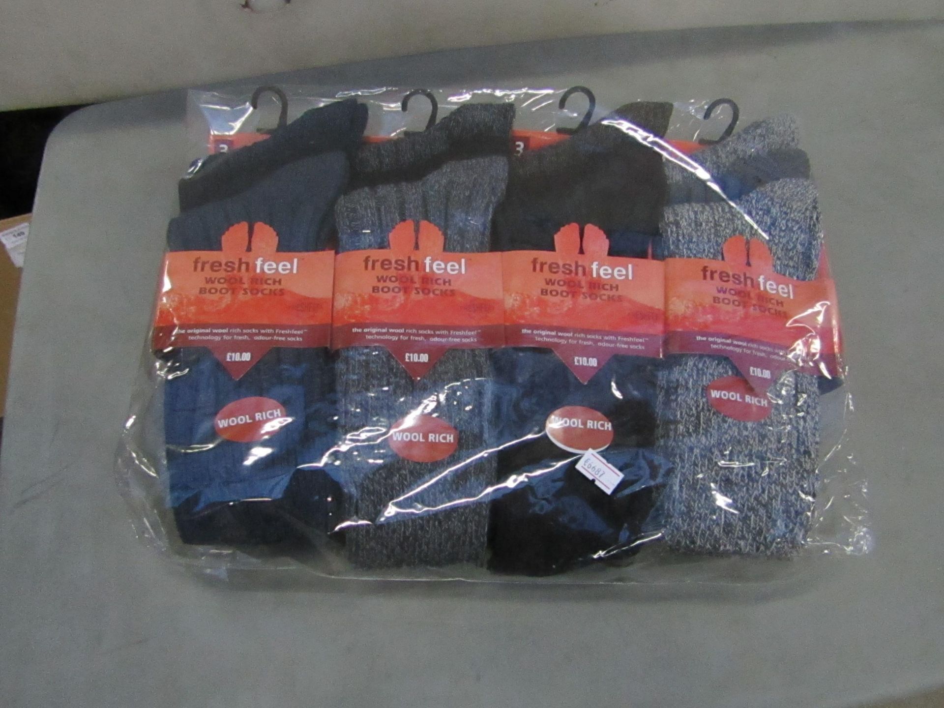 PK of 12 Wool Rich Boot Socks Size 6-11 New & Packaged