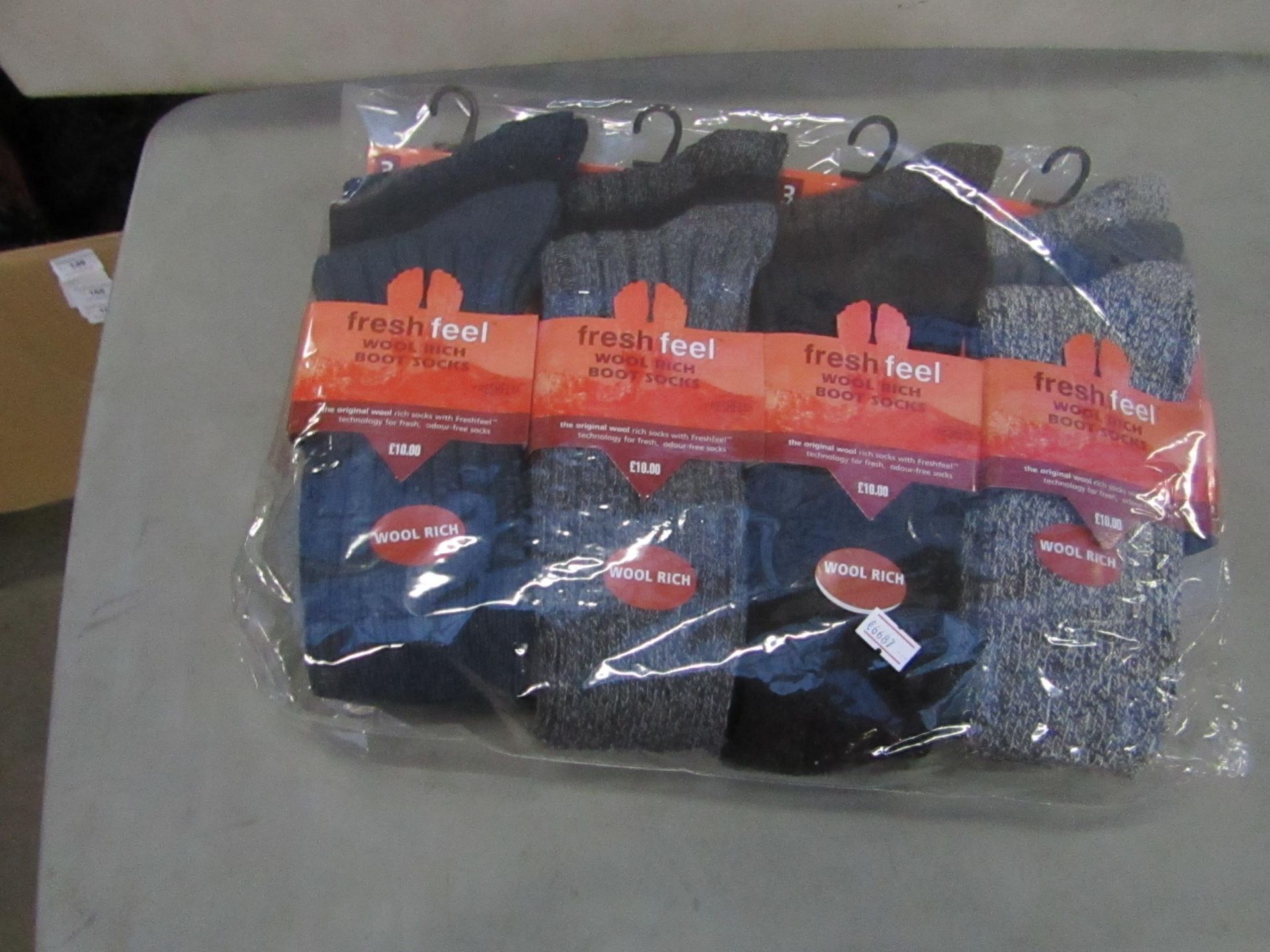 PK of 12 Wool Rich Boot Socks Size 6-11 New & Packaged