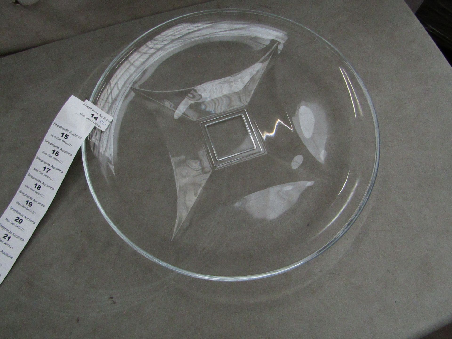 2x Large Glass Plate - New, Good Condition.