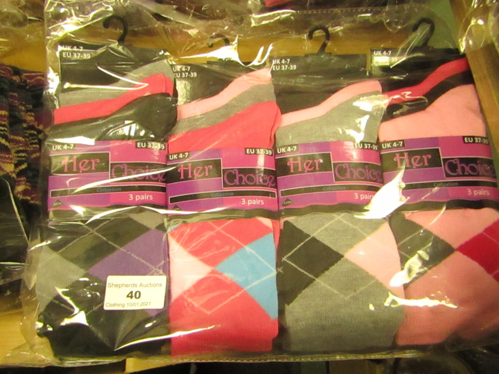 12 X Pairs of Ladies Design Socks Size 4-7 New in Packaging