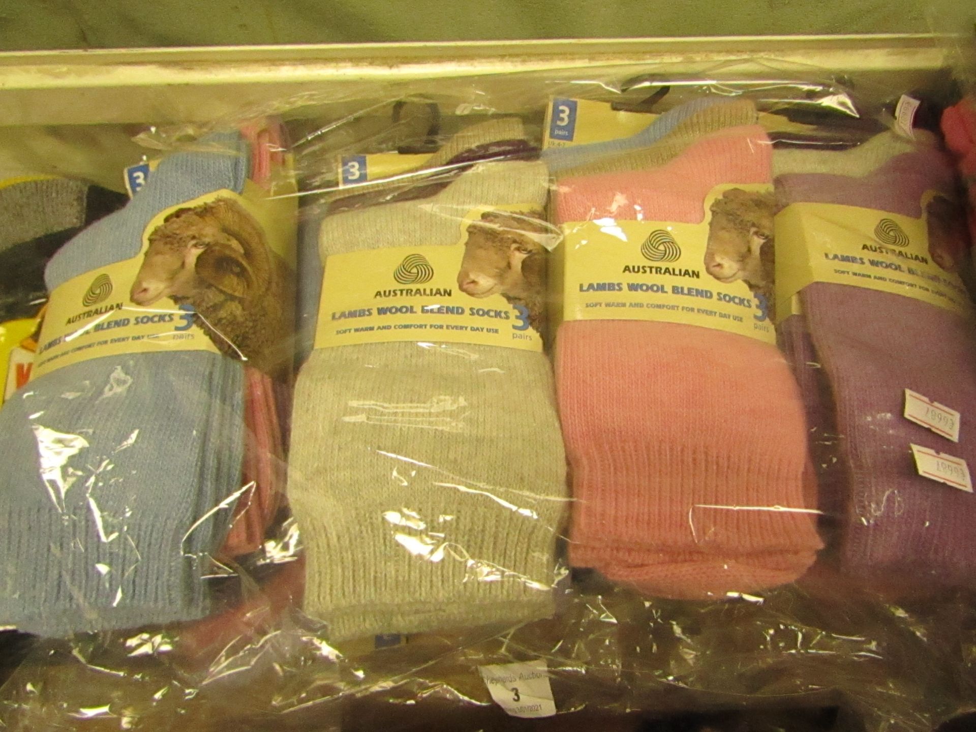 12 X Pairs of Ladies Australian Wool Blend Socks Size 4-7 New in Packaging