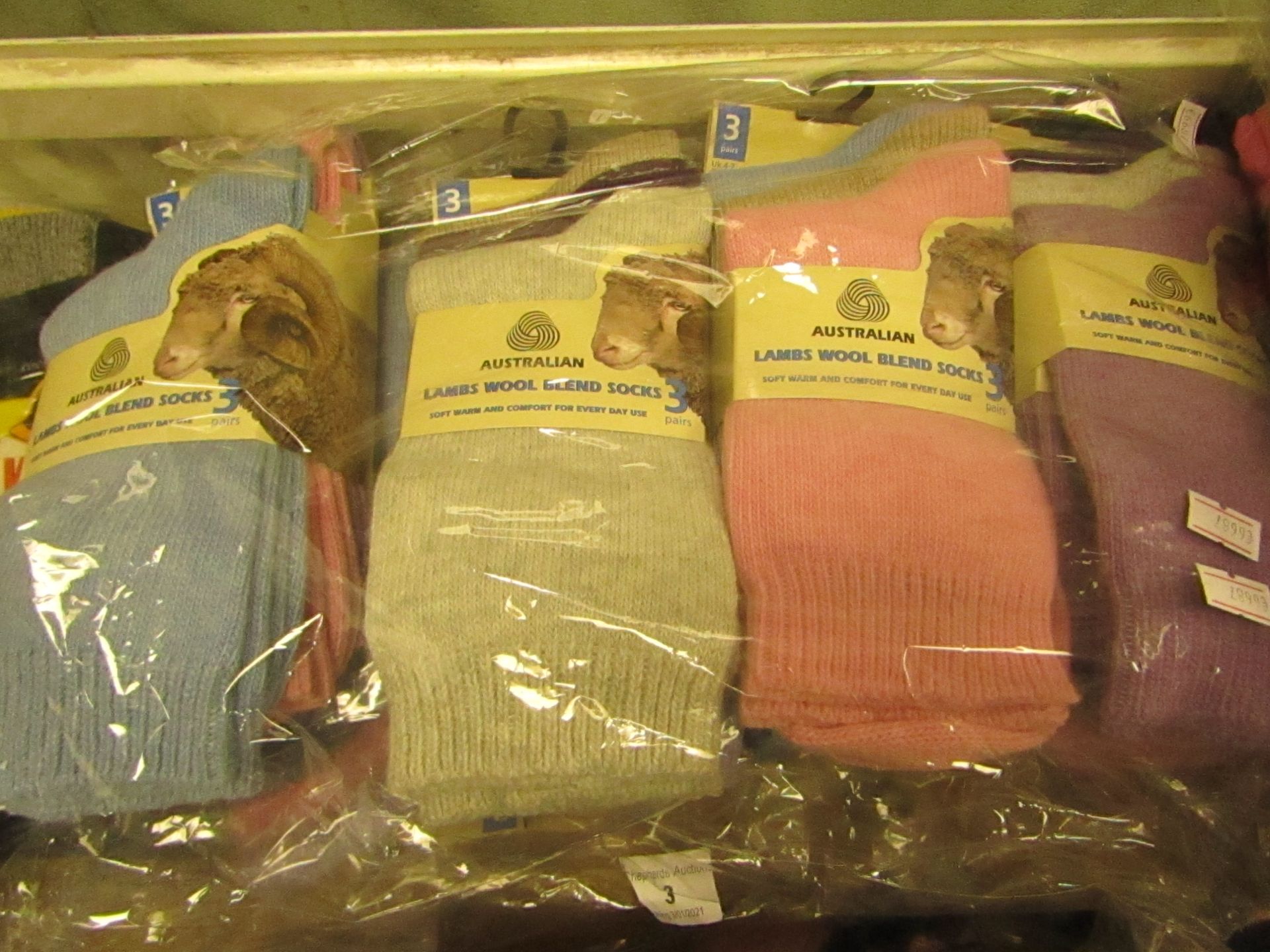 12 X Pairs of Ladies Australian Wool Blend Socks Size 4-7 New in Packaging