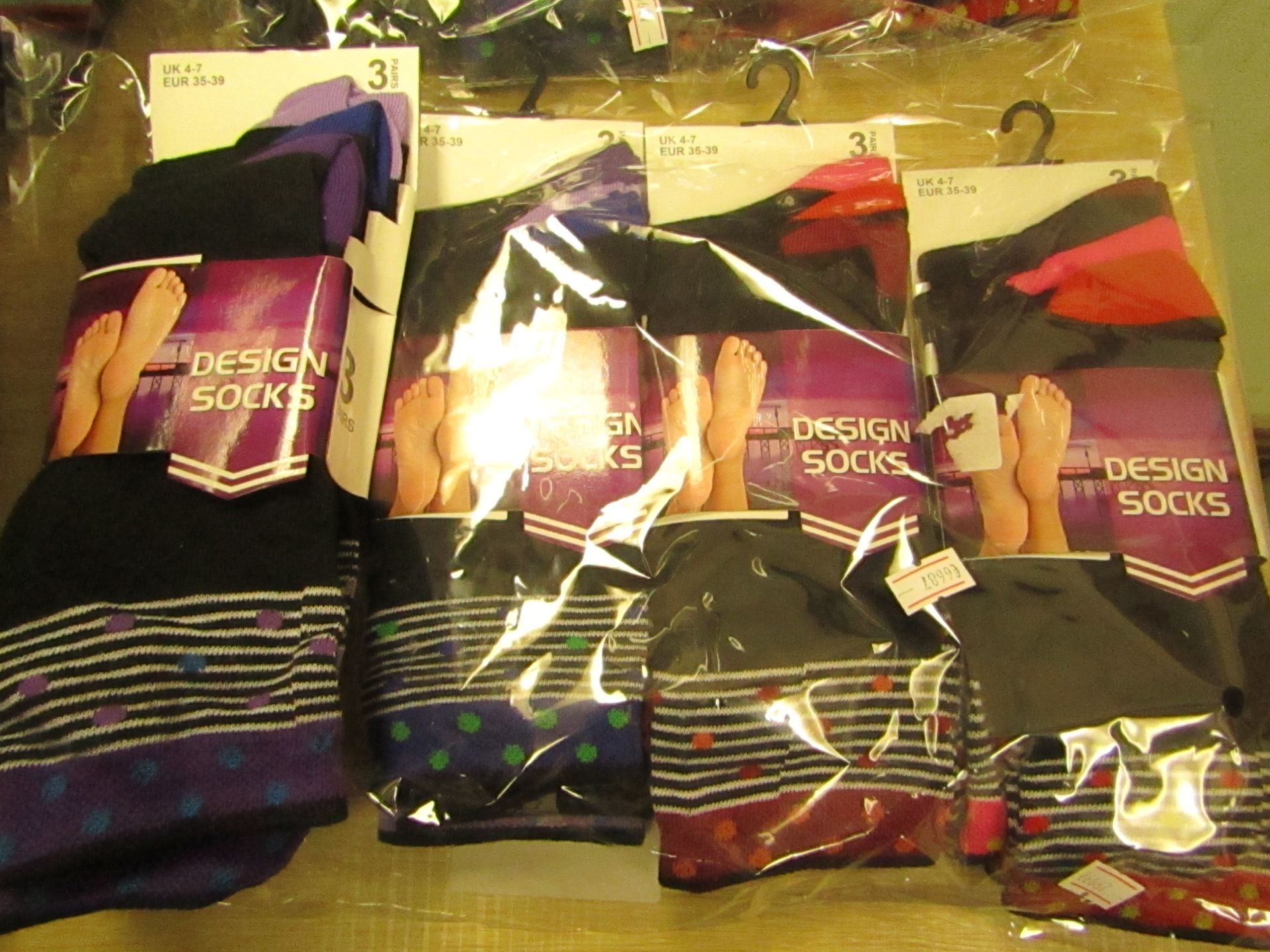 12 X Pairs of Ladies Design Socks Size 4-7 New in Packaging