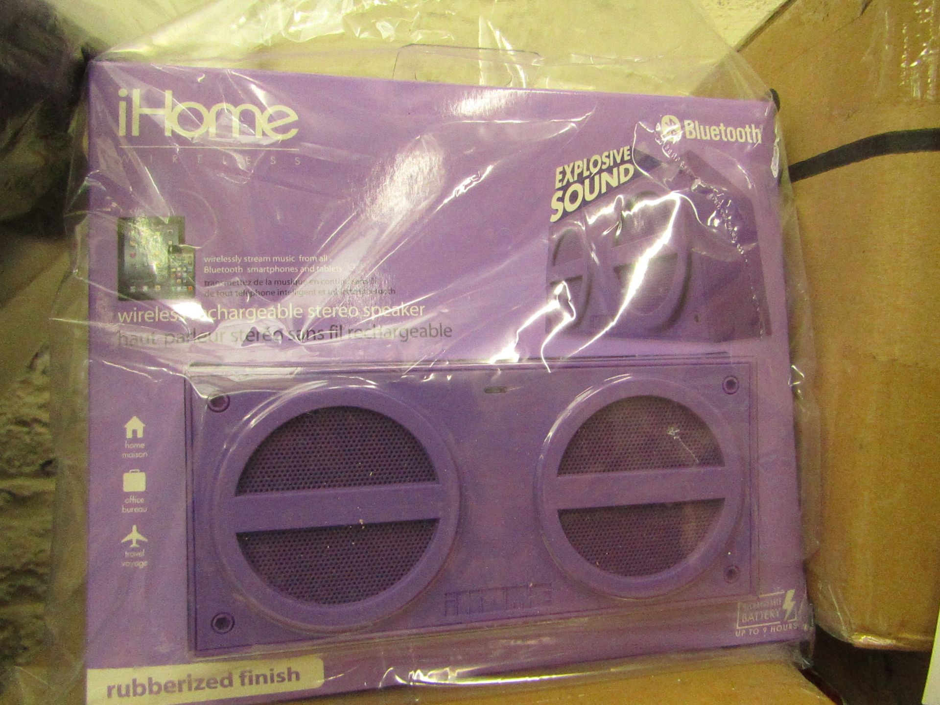 iHome wireless rechargable bluetooth speaker - New & Packaged.