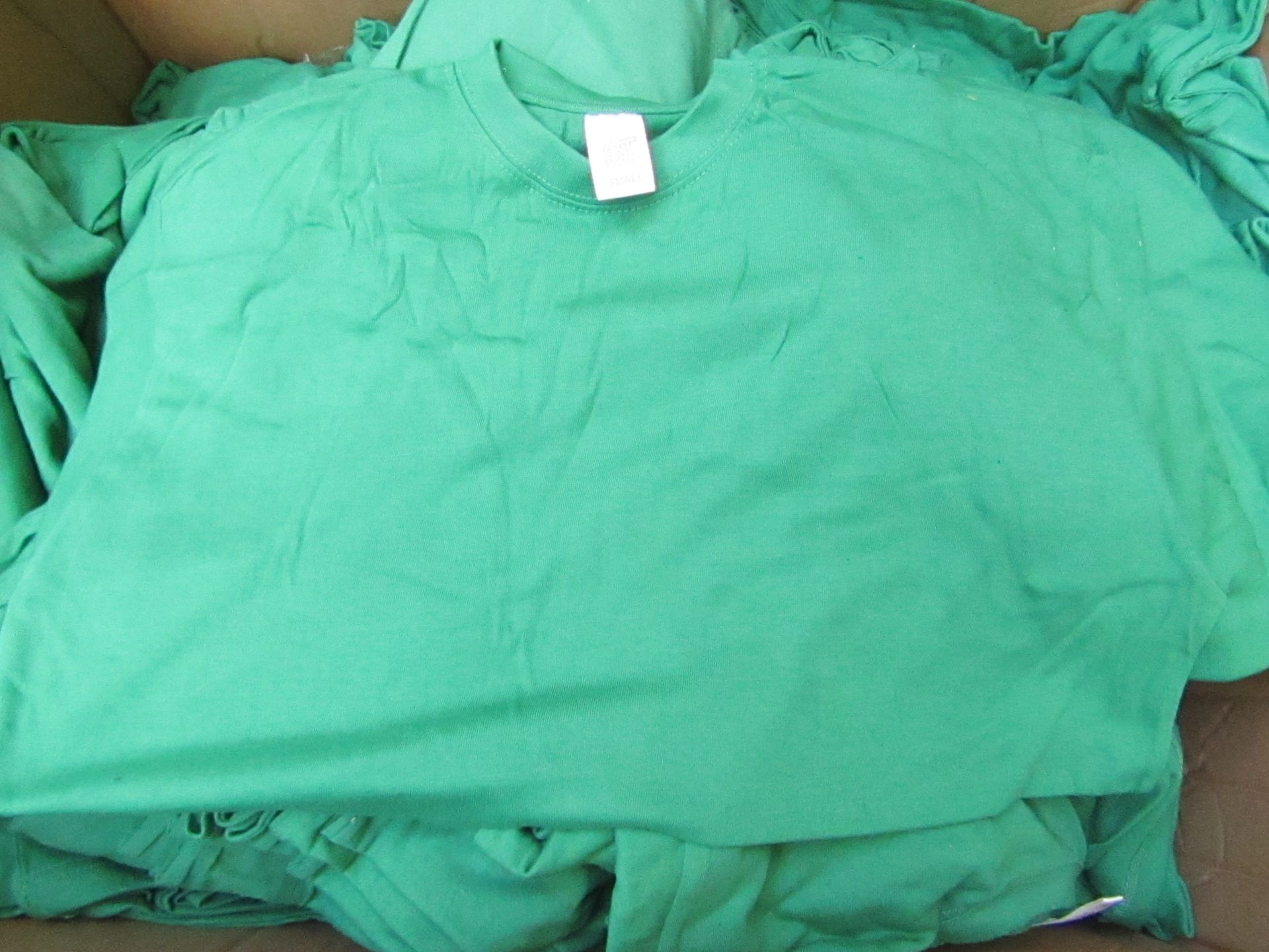5x ST - Green T-Shirts - Size Small - Unused.