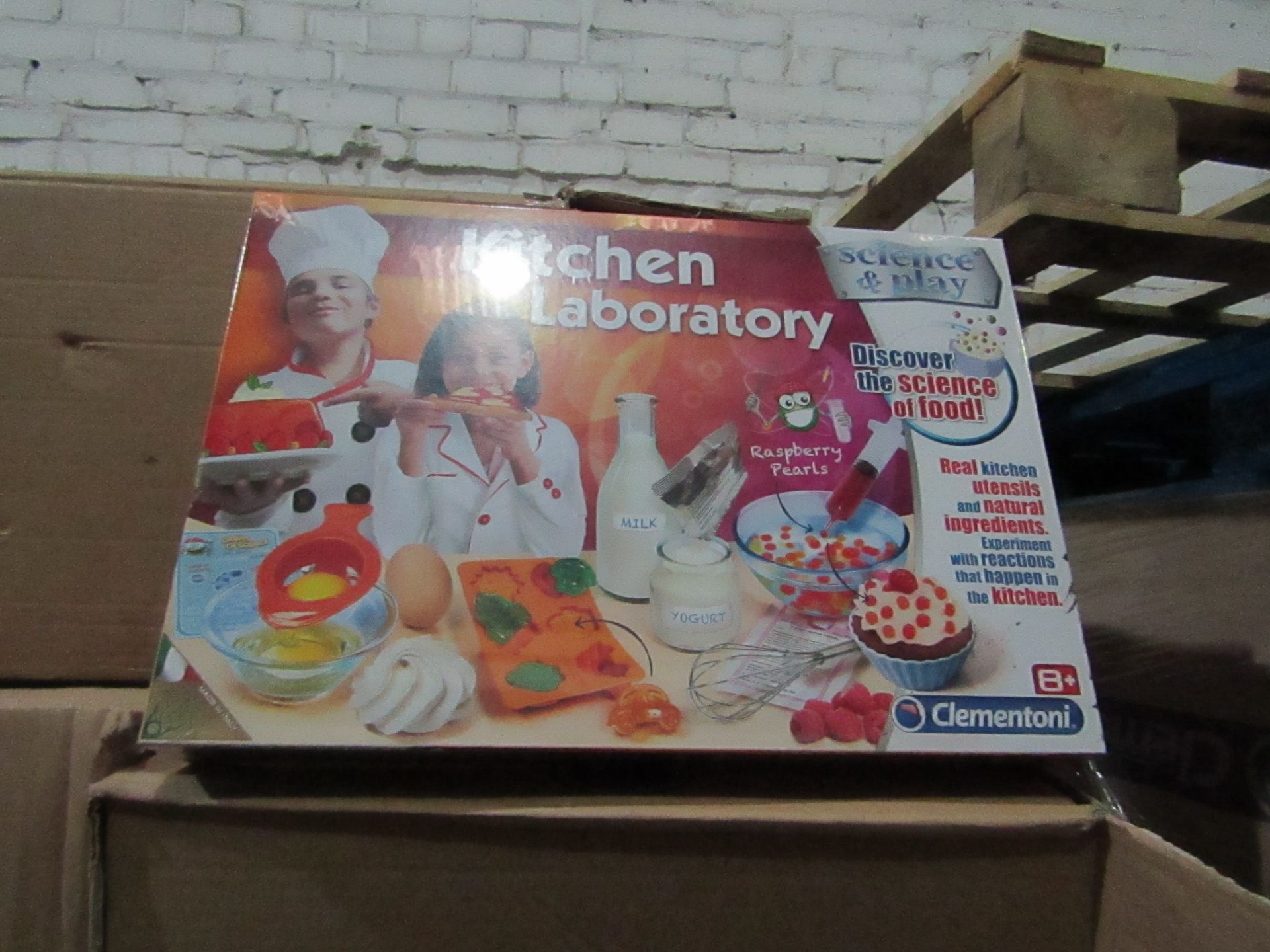 Pallet of approx 120 Kitchen Laboratory Science and Play sets, still sealed, BB 01/5/19