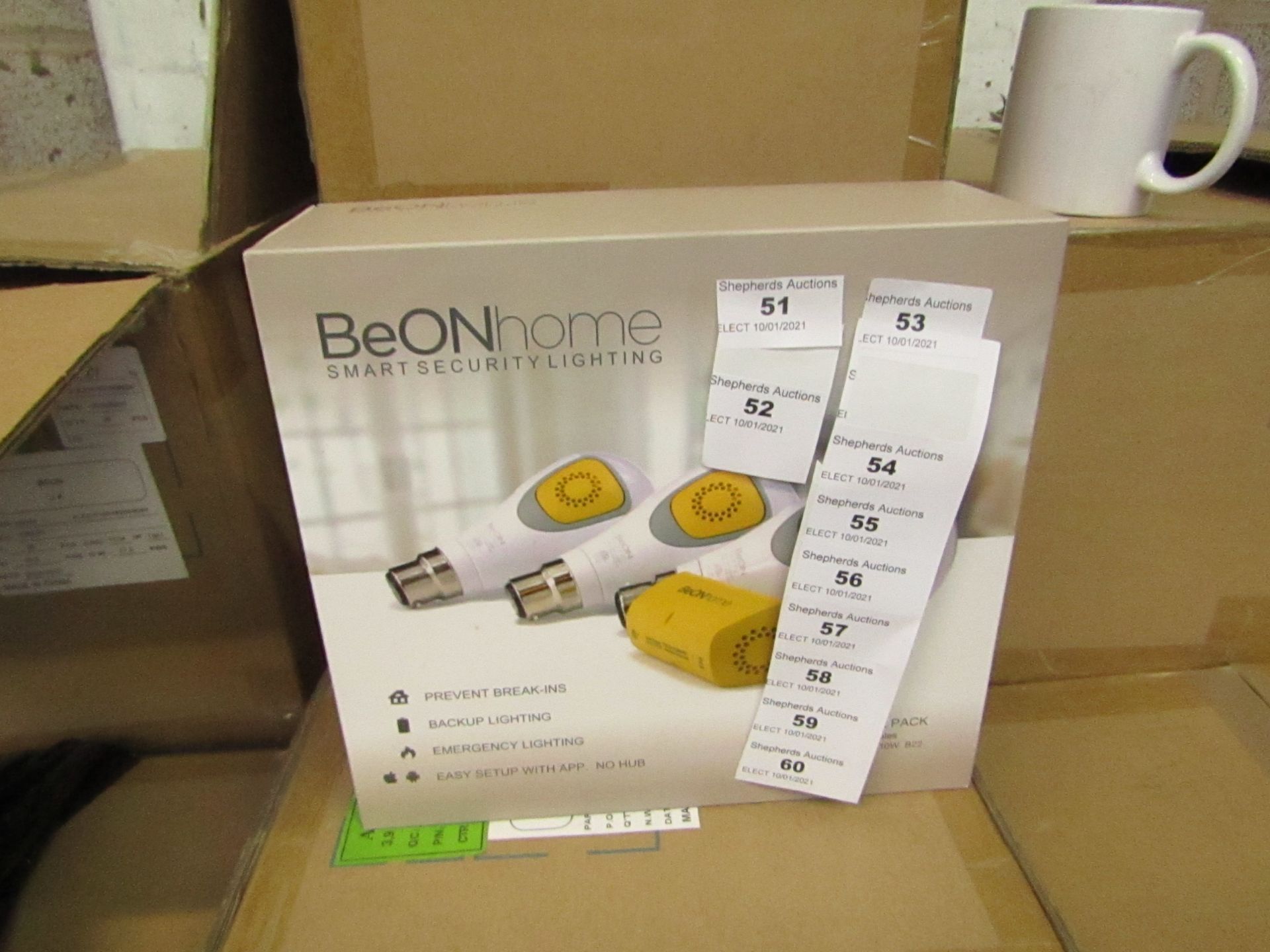 BeOn Home intelligent bulb starter pack, new and boxed. Features: 3 Smart modules, 3 LED bukbs 10w