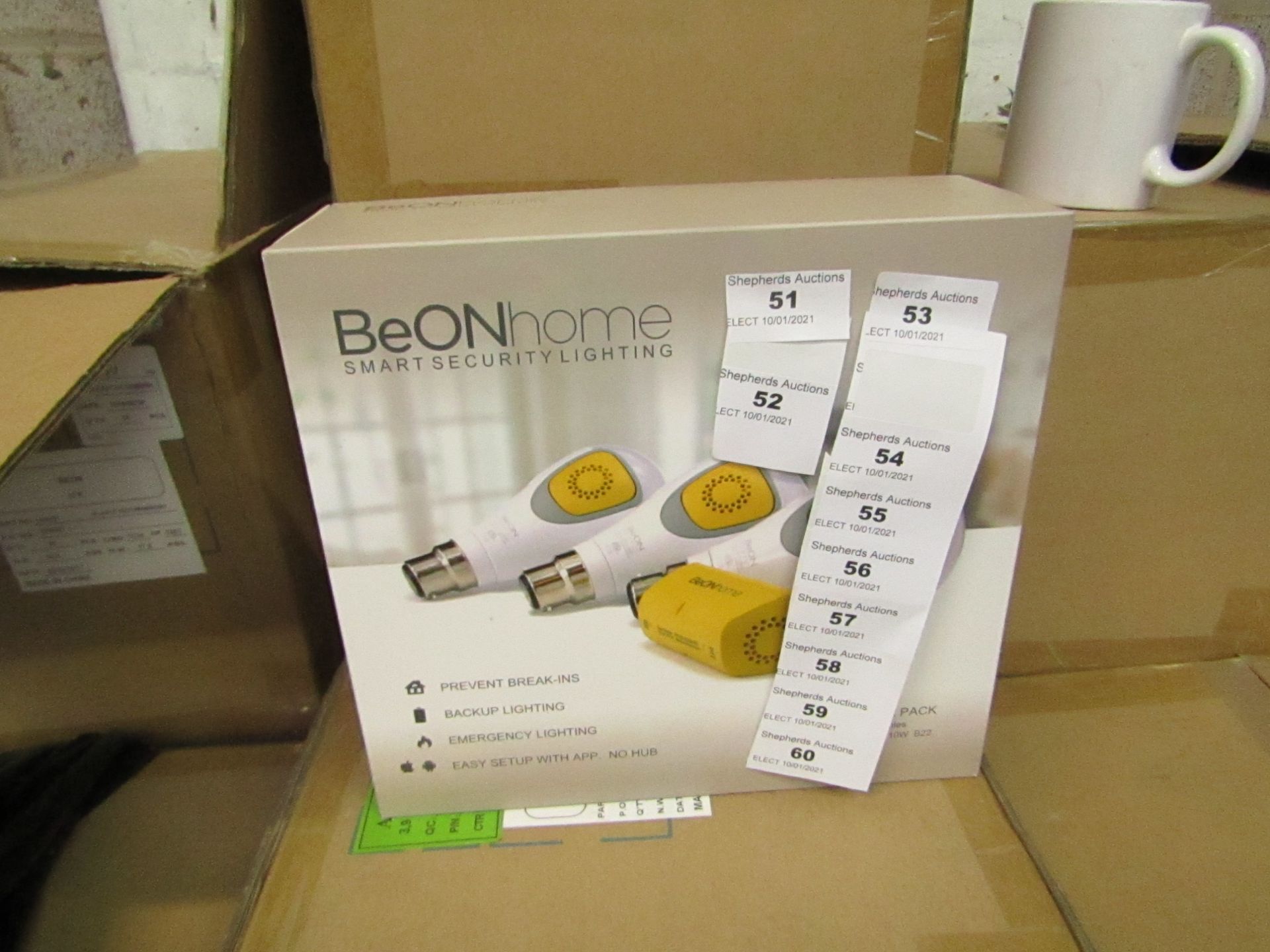 BeOn Home intelligent bulb starter pack, new and boxed. Features: 3 Smart modules, 3 LED bukbs 10w