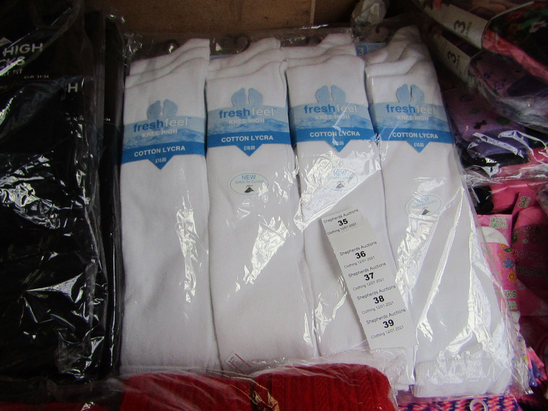 12 X Pairs of Knee High Girls Socks Size 12.5 to 3.5 White New in Packaging