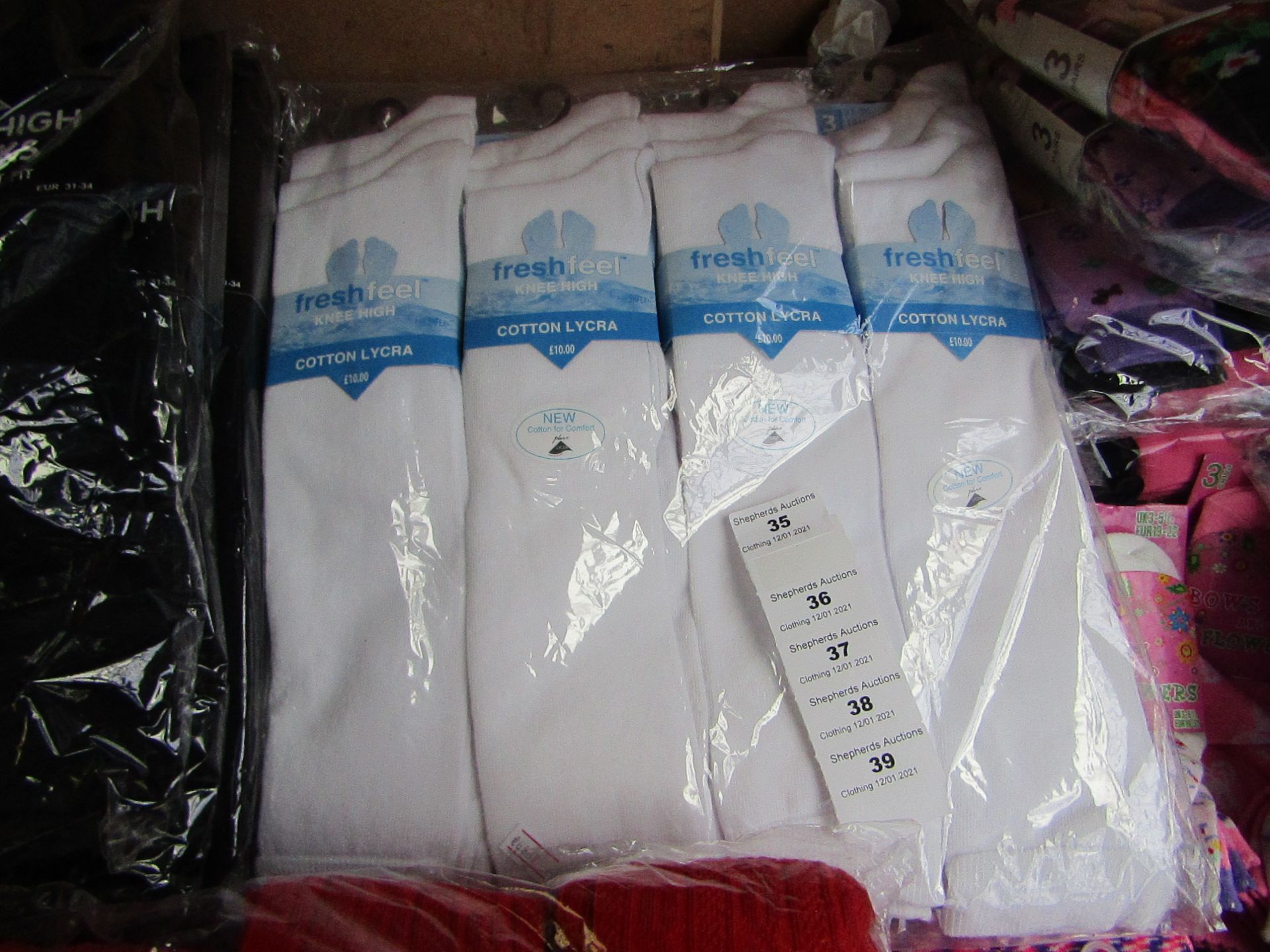 12 X Pairs of Knee High Girls Socks Size 12.5 to 3.5 White New in Packaging