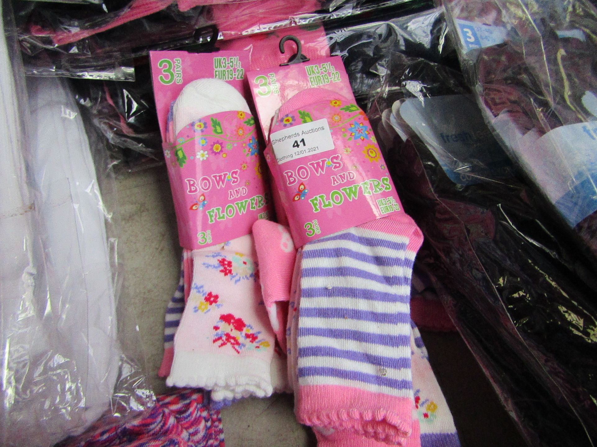 12 X Pairs of Owl Themed Socks Size 3 to 5.5 new in Packaging