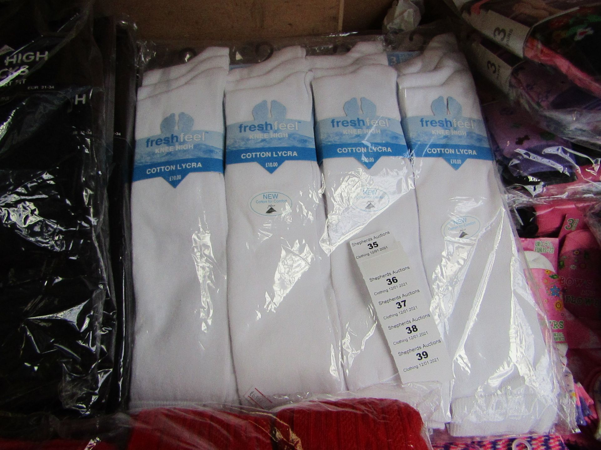 12 X Pairs of Knee High Girls Socks Size 12.5 to 3.5 White New in Packaging