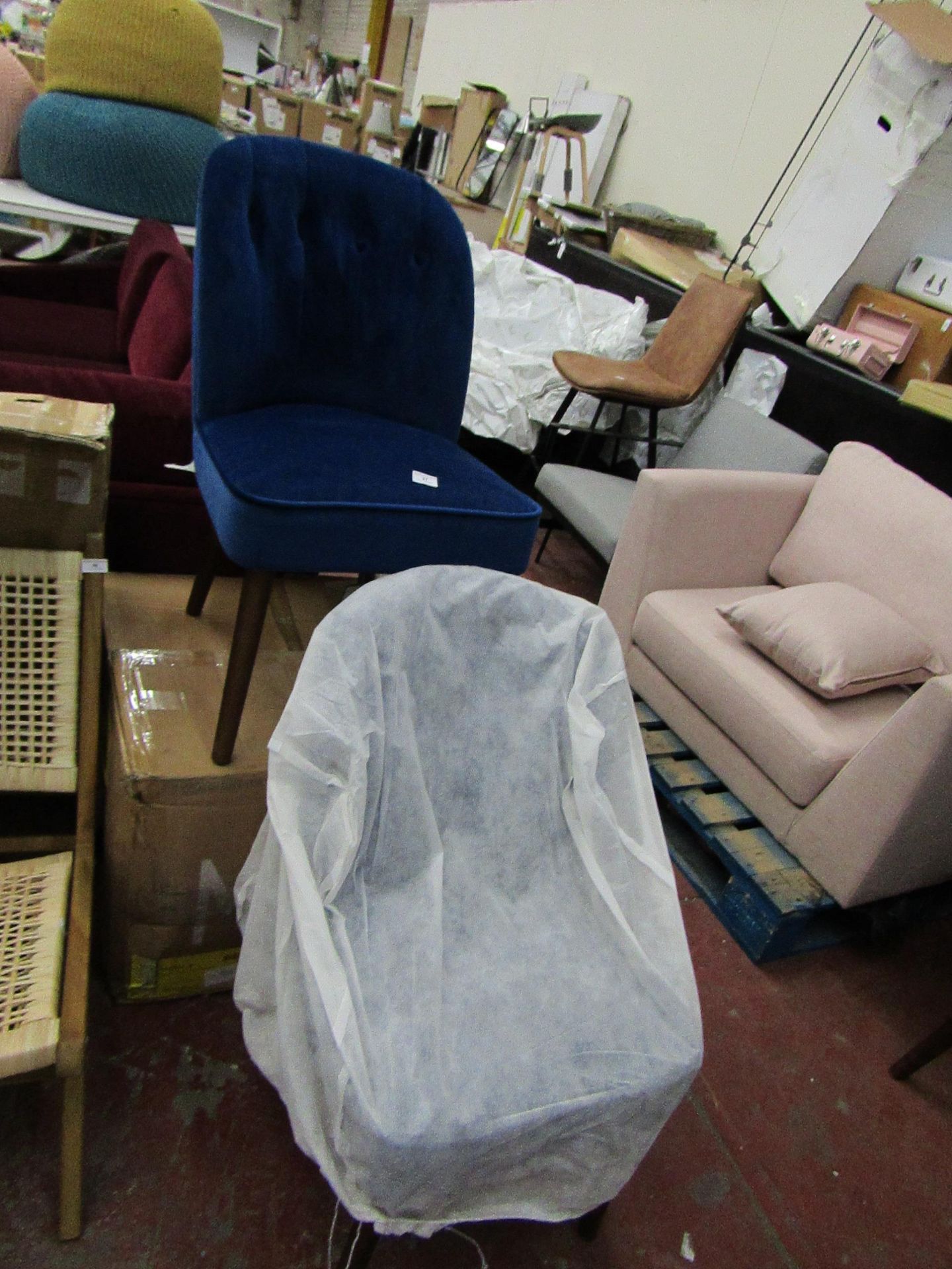 | 1x | SET OF 2 MADE.COM MARGOT BLUE VELVET DINING CHAIRS | VERY GOOD CONDITION | RRP £229 |