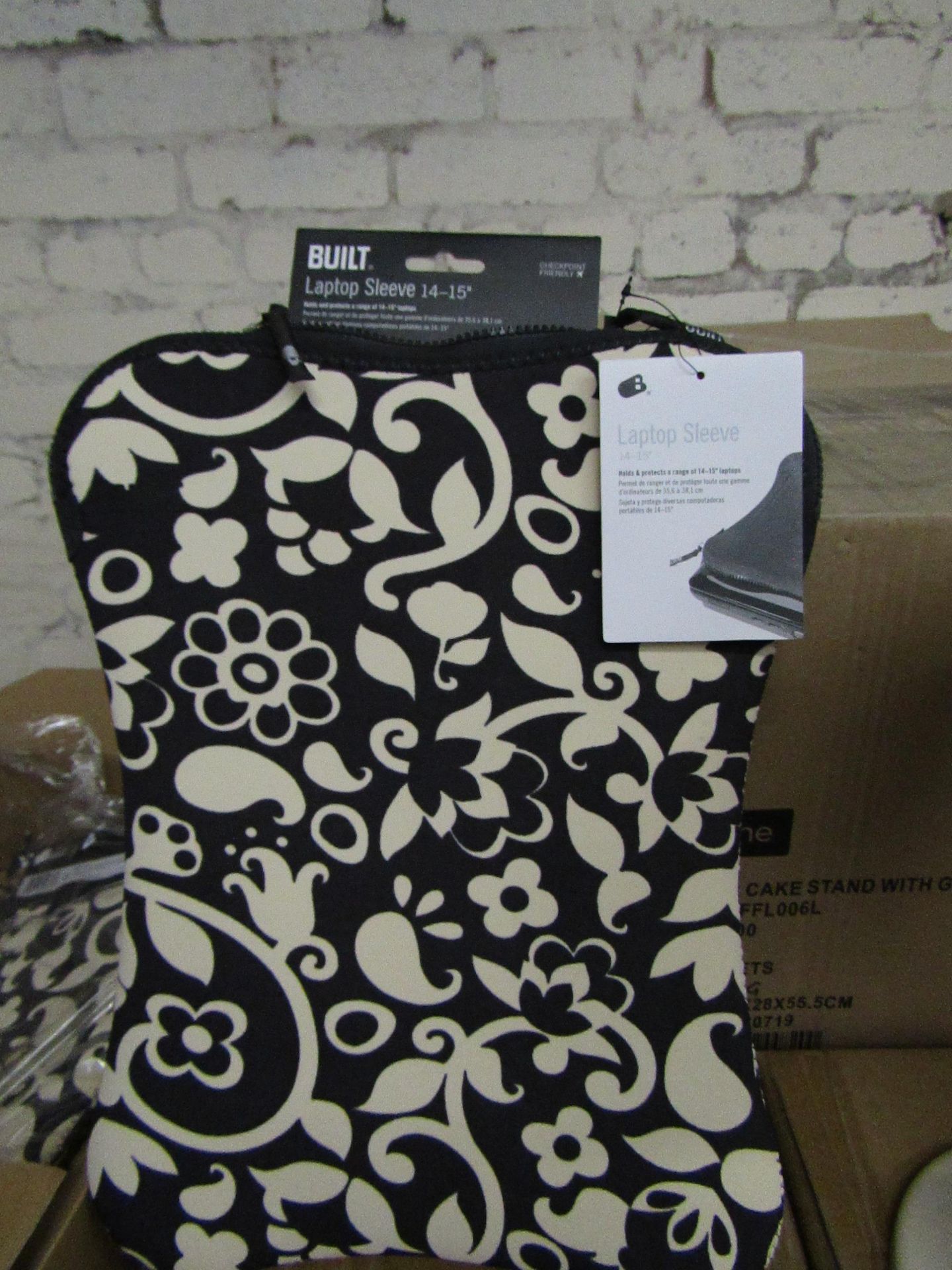 2x Built - Laptop Sleeves 14" - 15" - New with tags.