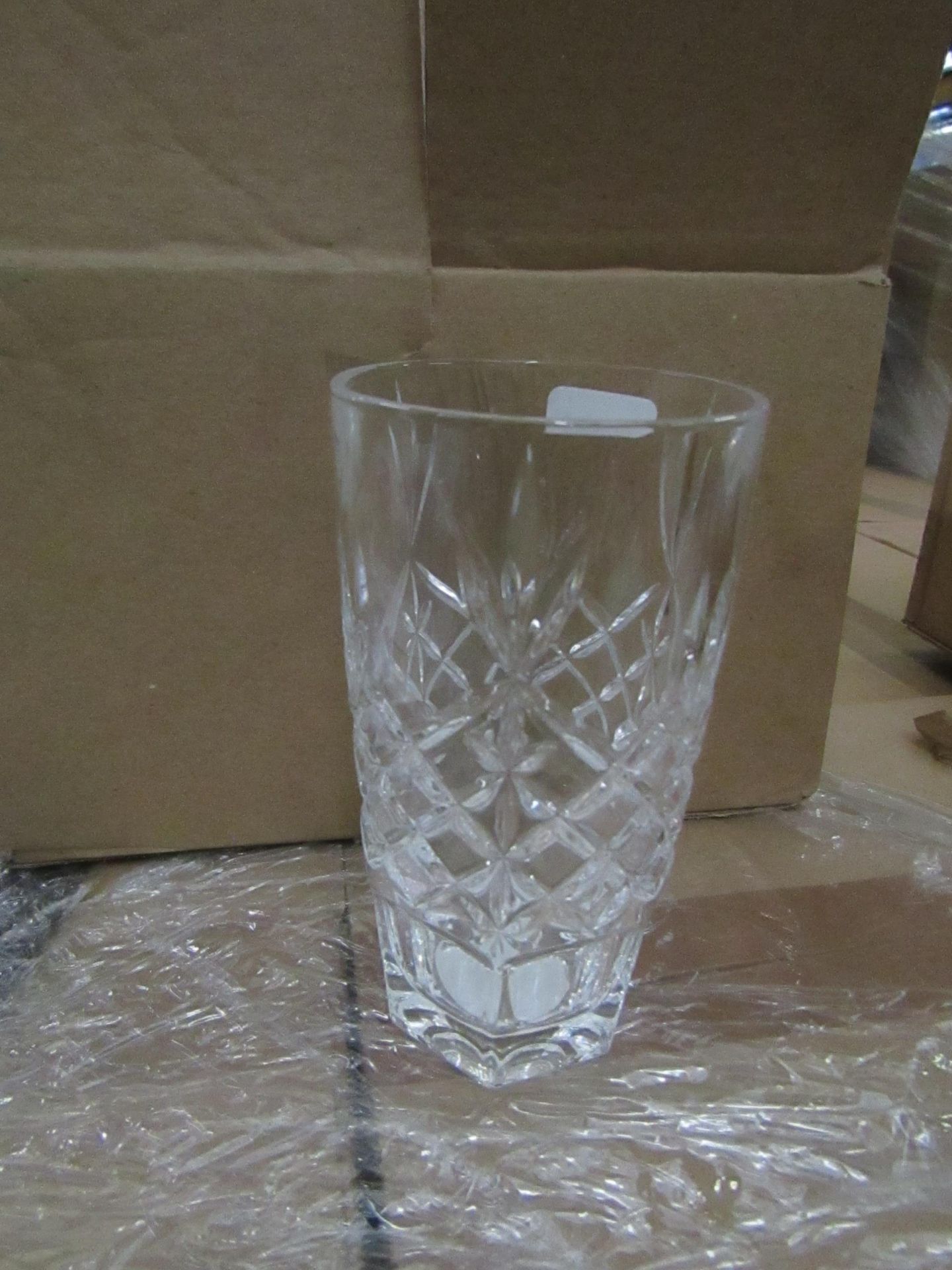 12 x 320ml Tumblers. New & boxed. See Image For Design.