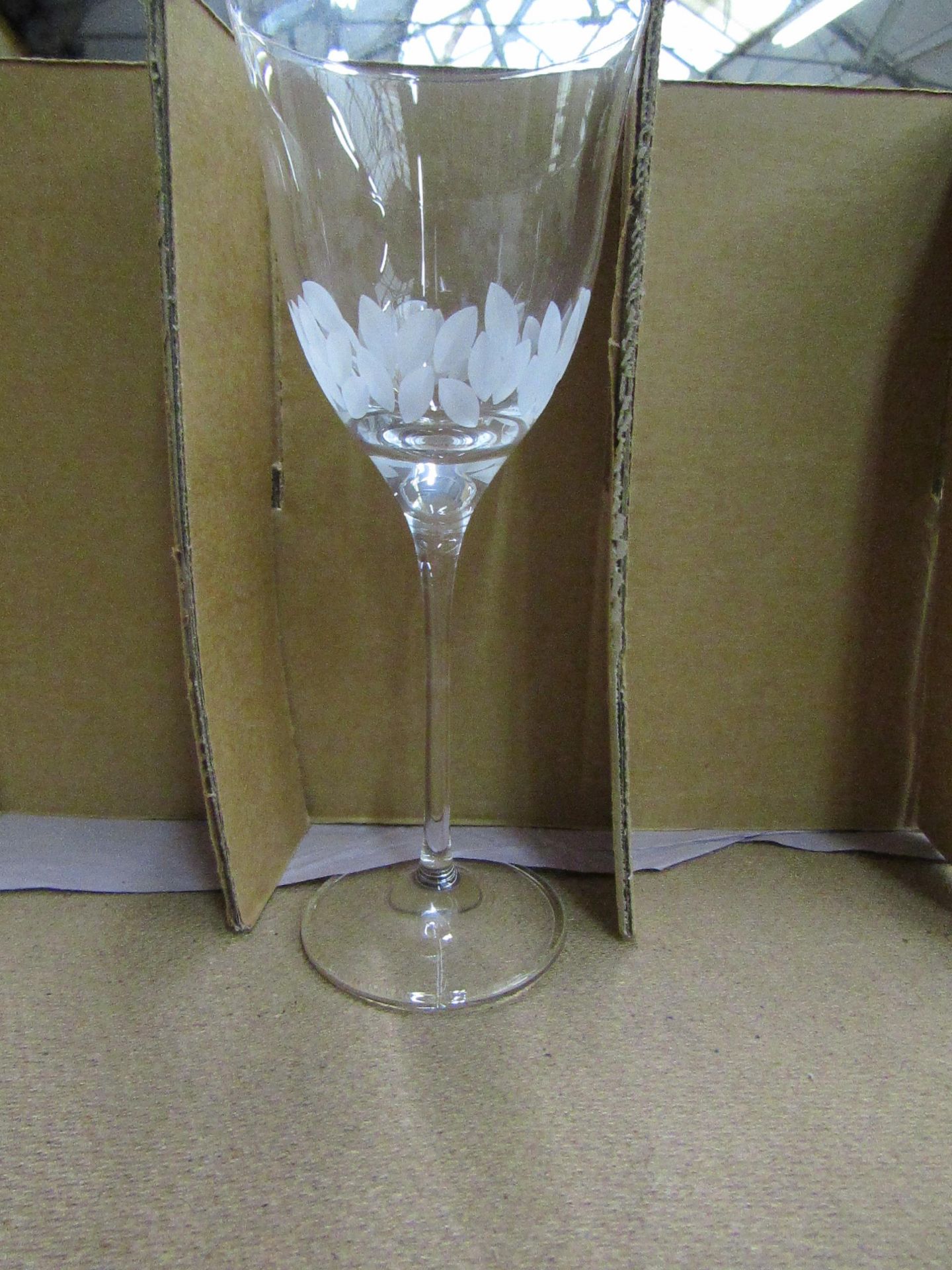 6x Wine Glasses. New - See Image For Design.