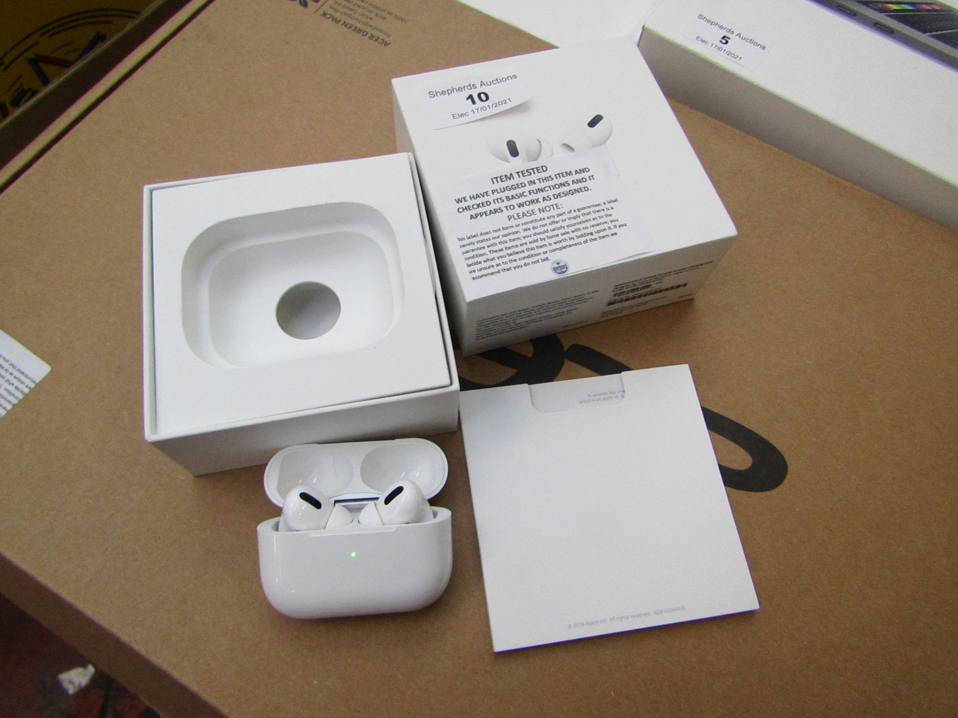 Apple AirPods Pro, tested working and boxed. RRP £219.00