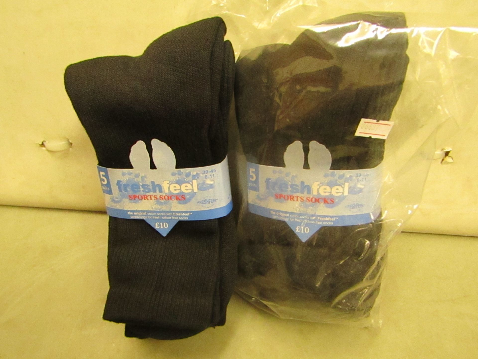 10 X Pairs of Mens Sport Socks Size 6-11 New & Packaged