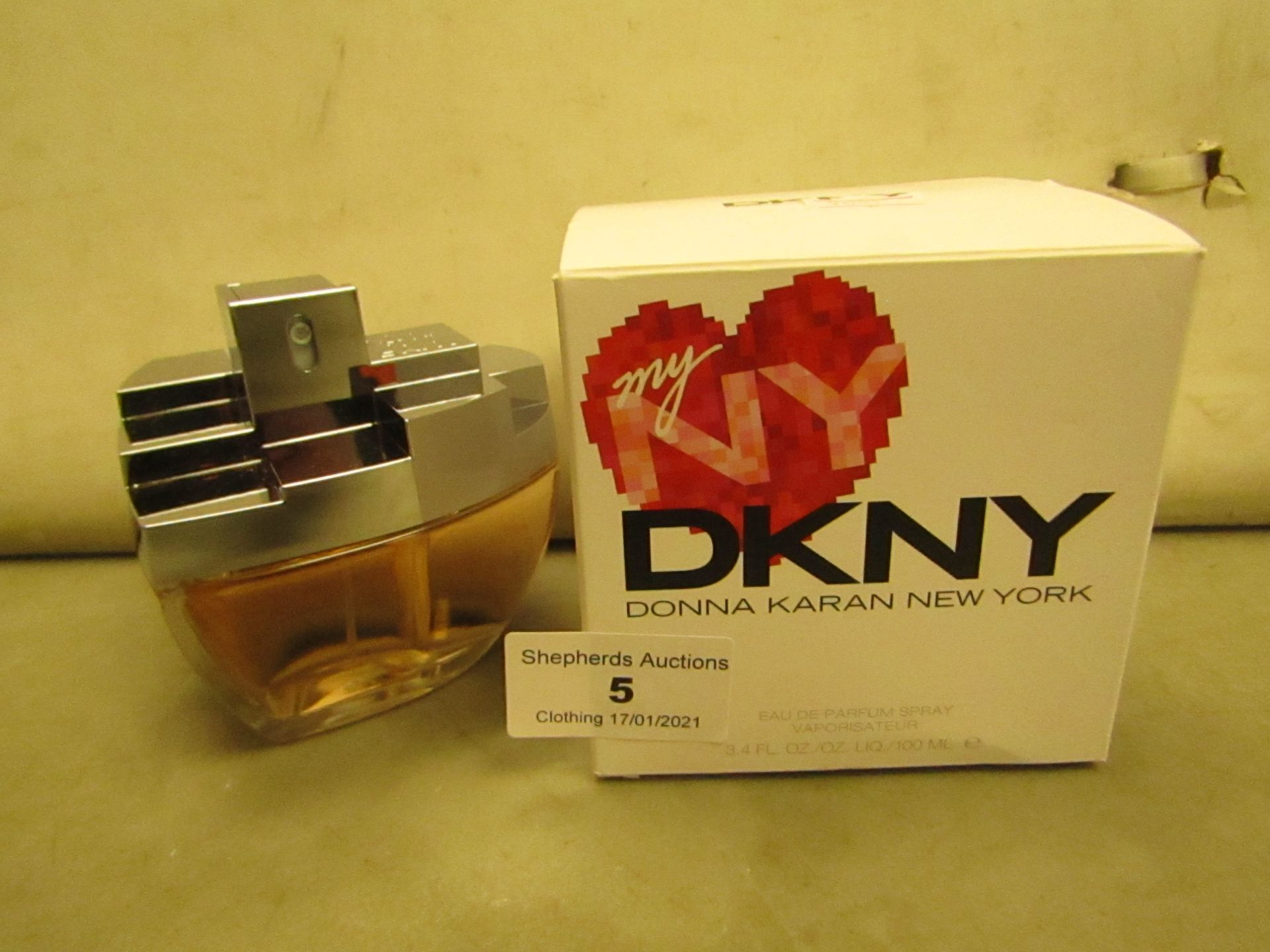 DKNY Donna Karan Eau De Parfum Spray 100MLS Full & Boxed