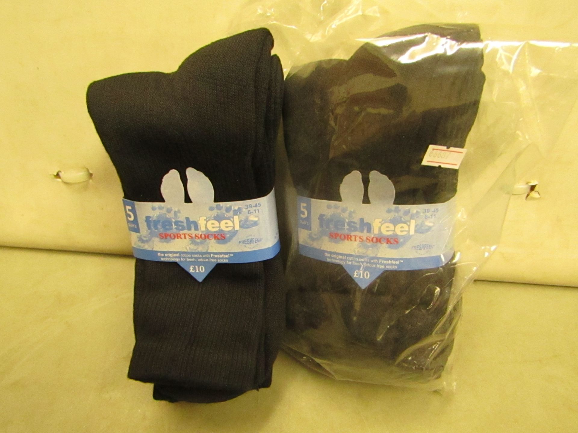 10 X Pairs of Mens Sport Socks Size 6-11 New & Packaged