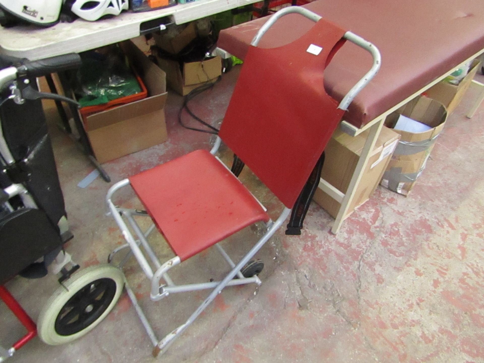 Ferno Compact Carry Evacuation Ambulance Chair (Burgundy) Looks heavily used, RRP £154.00