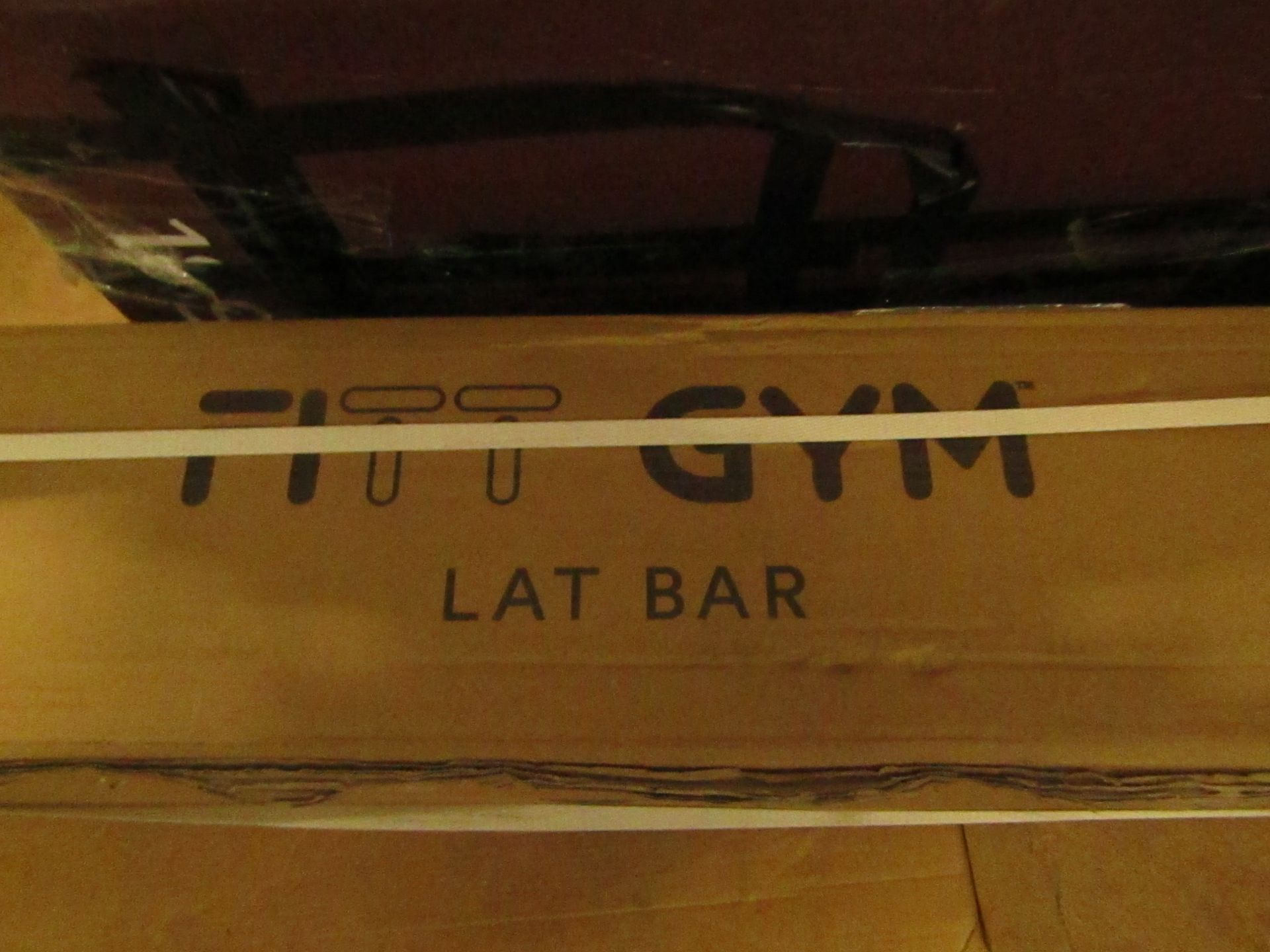 |1X | FITT GYM LAT BAR UNIVERSAL FITTING FOR YOUR FIT GYM | NO ONLINE RESALE | SKU - |IN SEALED