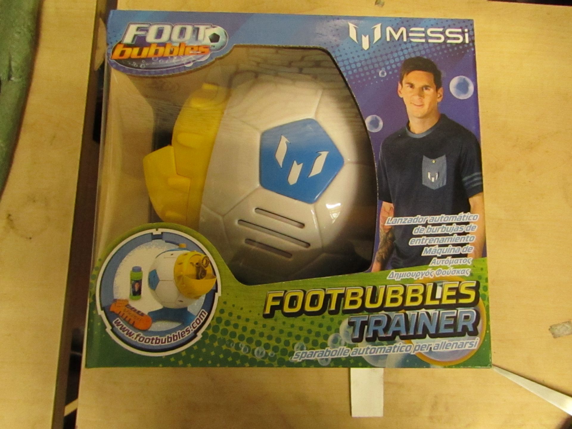 4 x Messi Footbubbles Trainers - new & packaged