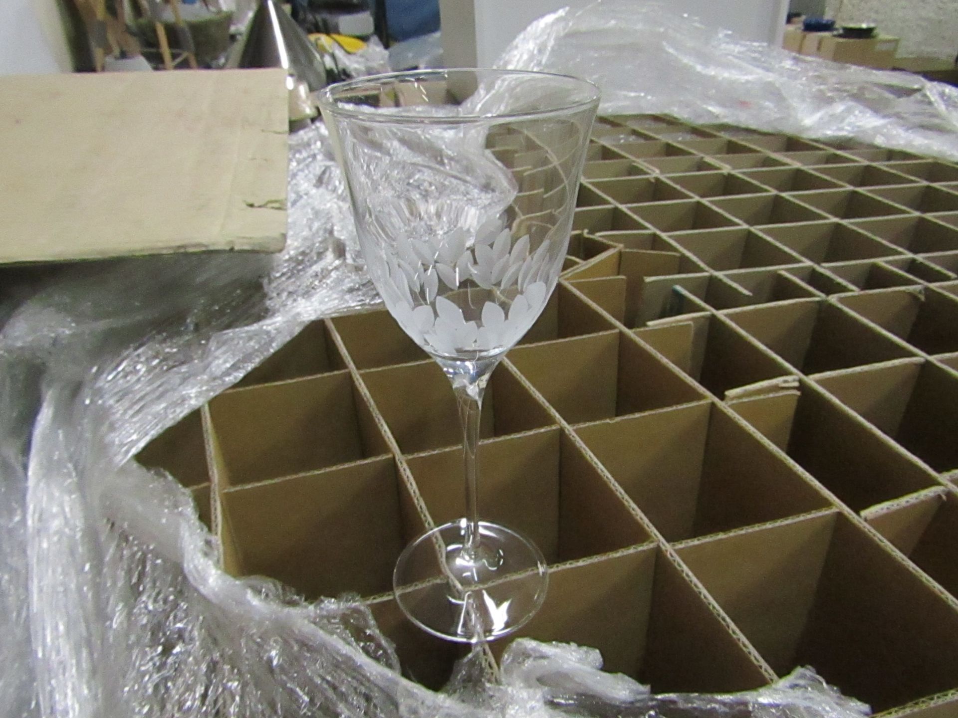 6x Wine Glasses. New - See Image For Design.