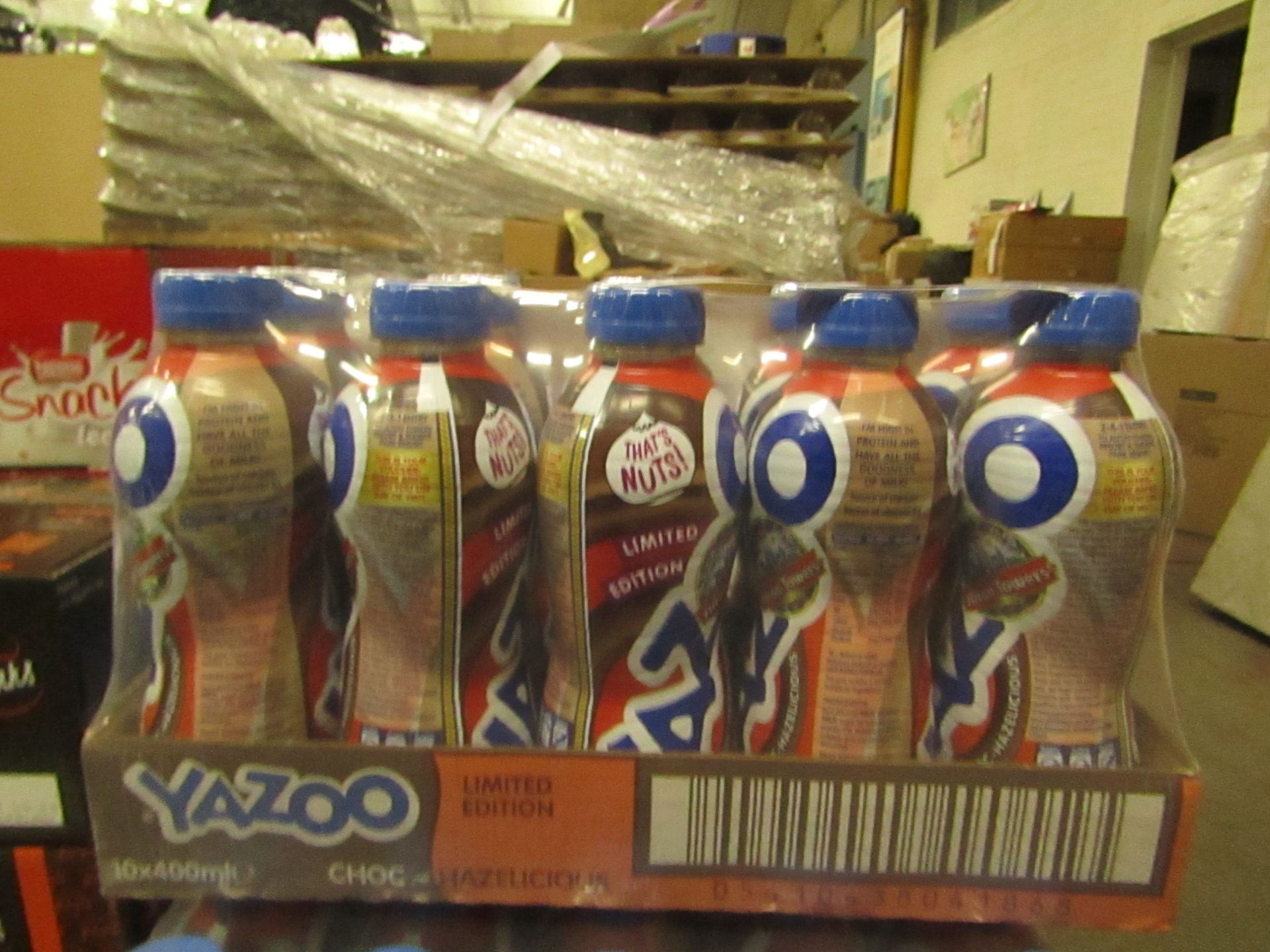 10x 400ml Yazoo choc-hazleut milkshake, packaged. 04-04-2021