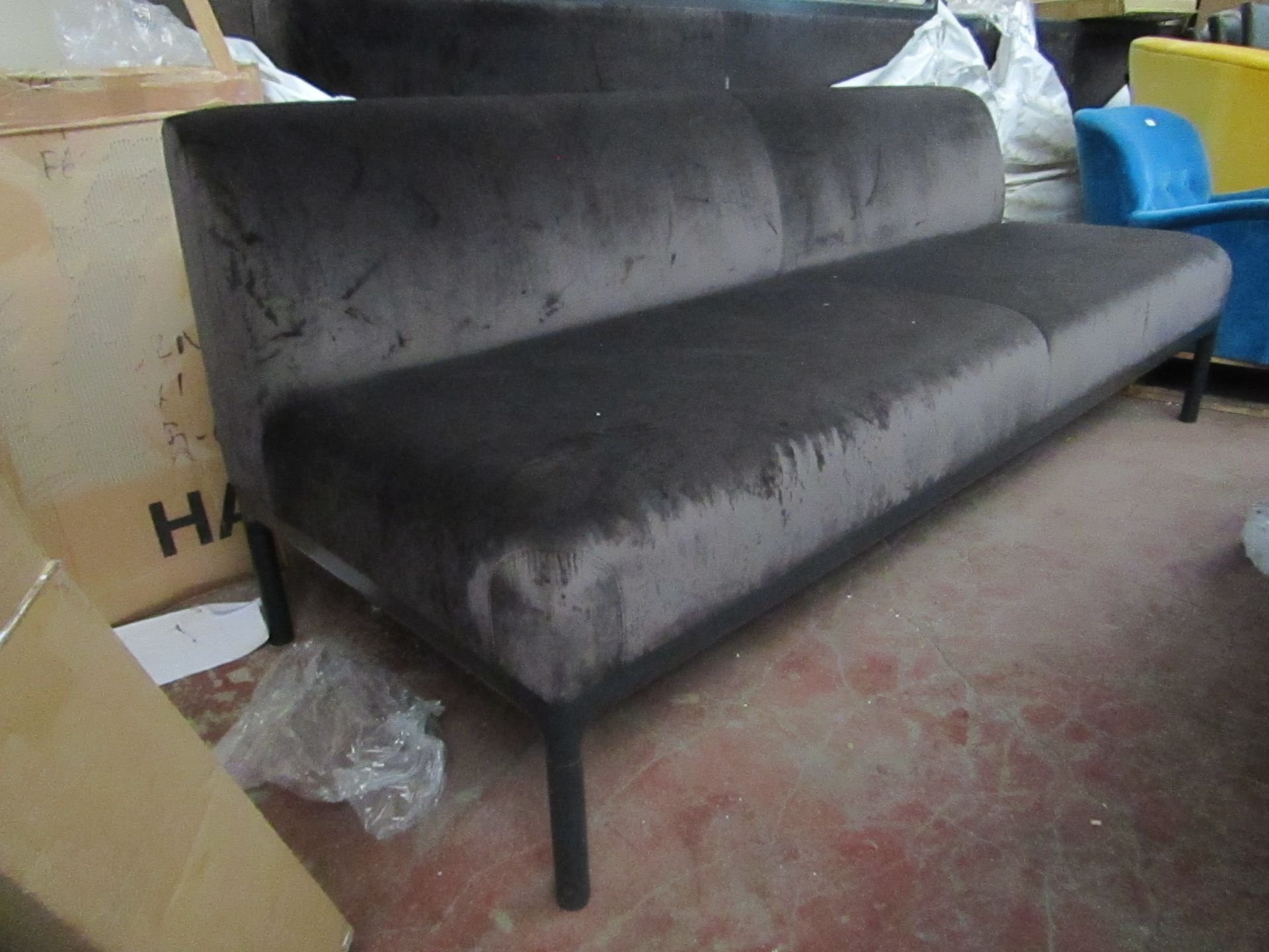 | 1 X | PERASON LLOYD EDGE BENCH | SOFA CUSHION IS IN GOOD CONITION BUT THERE MAY BE SMALL MINOR