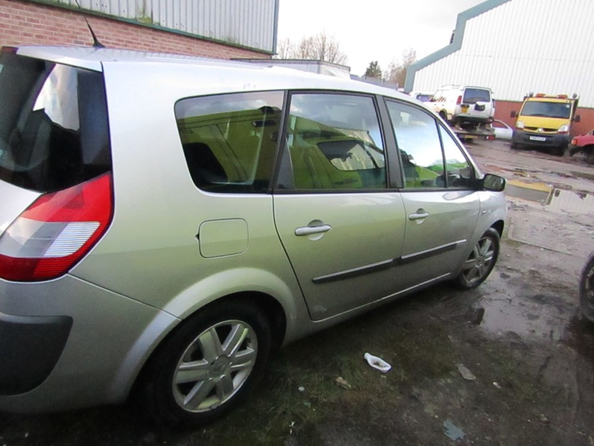 55 Plate Renault Grand Scenic Dyn-ique 16v 1.6i, MOT Expired October 2020, Mileage unknown as it - Image 12 of 19