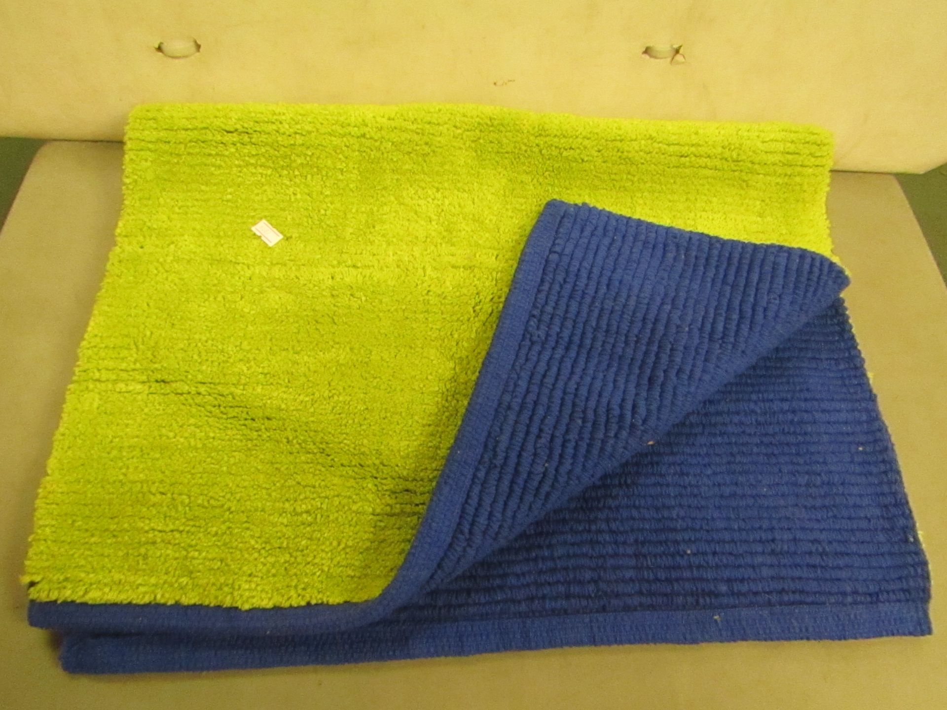 Green/Blue Bath Mat Approx 80 X 54 CM New in Packaging