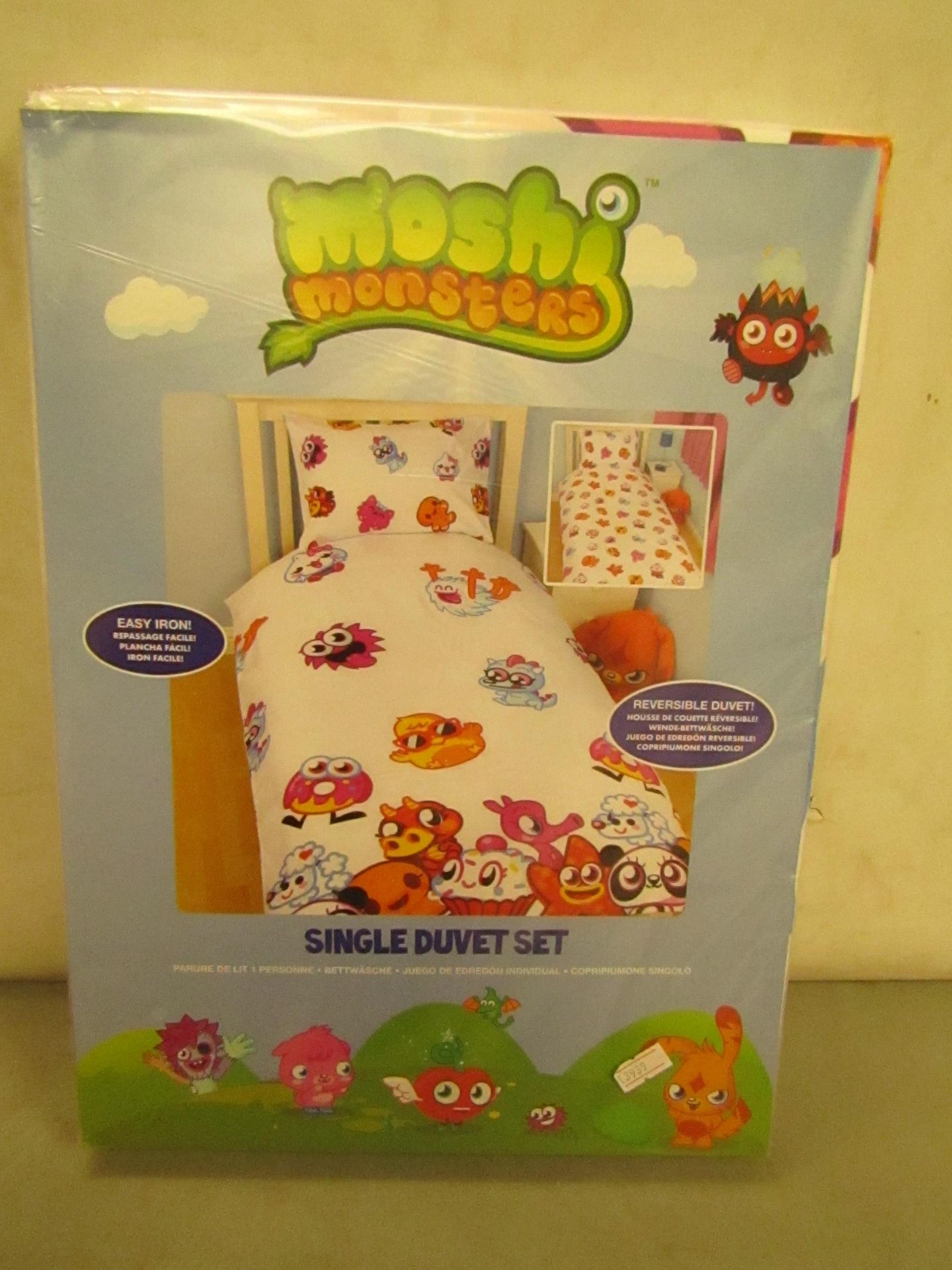 Moshi Monster Single Duvet Set ( Reversible ) New in Packaging