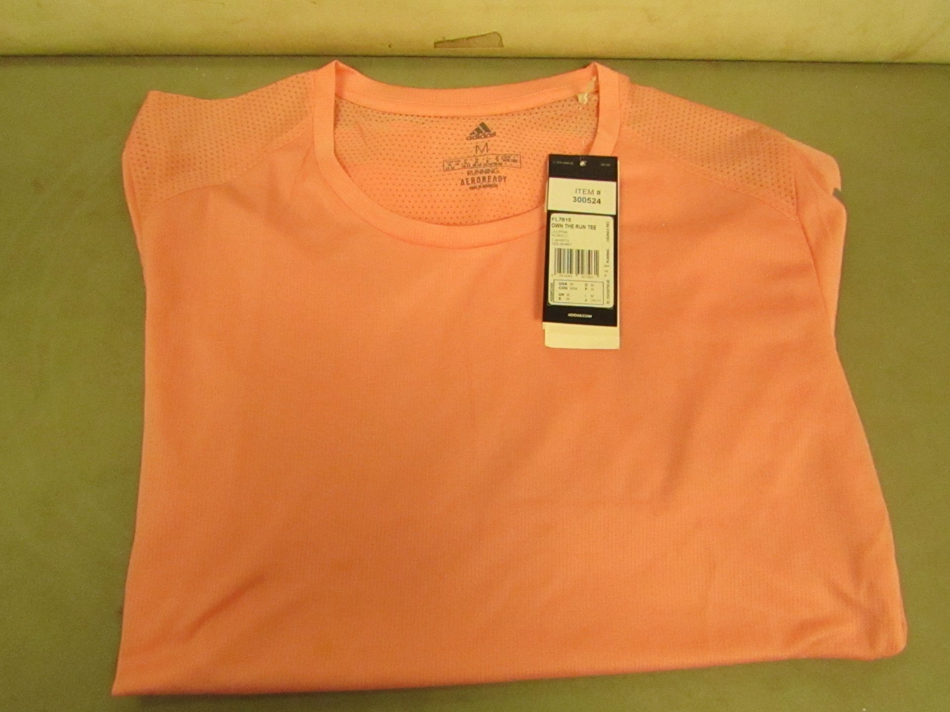 Adidas Aeroready T/Shirt Size M Pink Colour ( Has Small Pull on The Back )