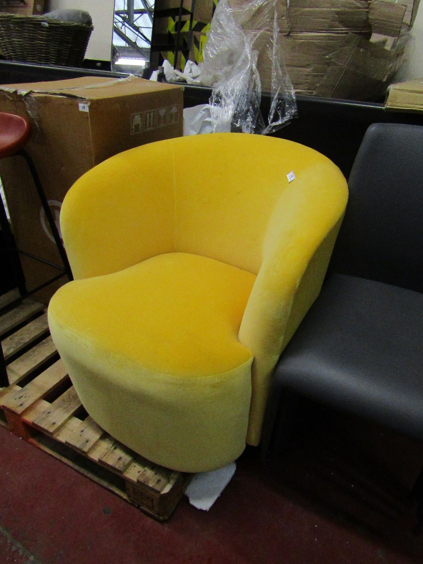 | 1X | SWOON RITZ PRIMROSE VELVET TUB CHAIR | IN GOOD CONDITION BUT APPEARS A BUT FADED ON THE