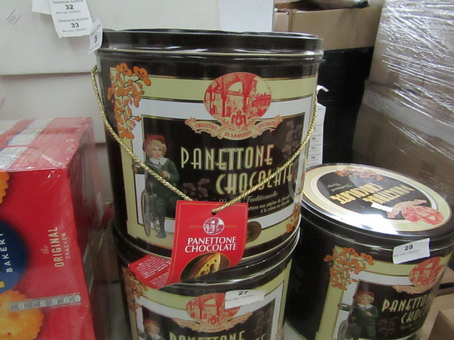 Chilostro Di Saronno Specialita Panettone Chocolate cake 1K in decorative tin but damaged Best